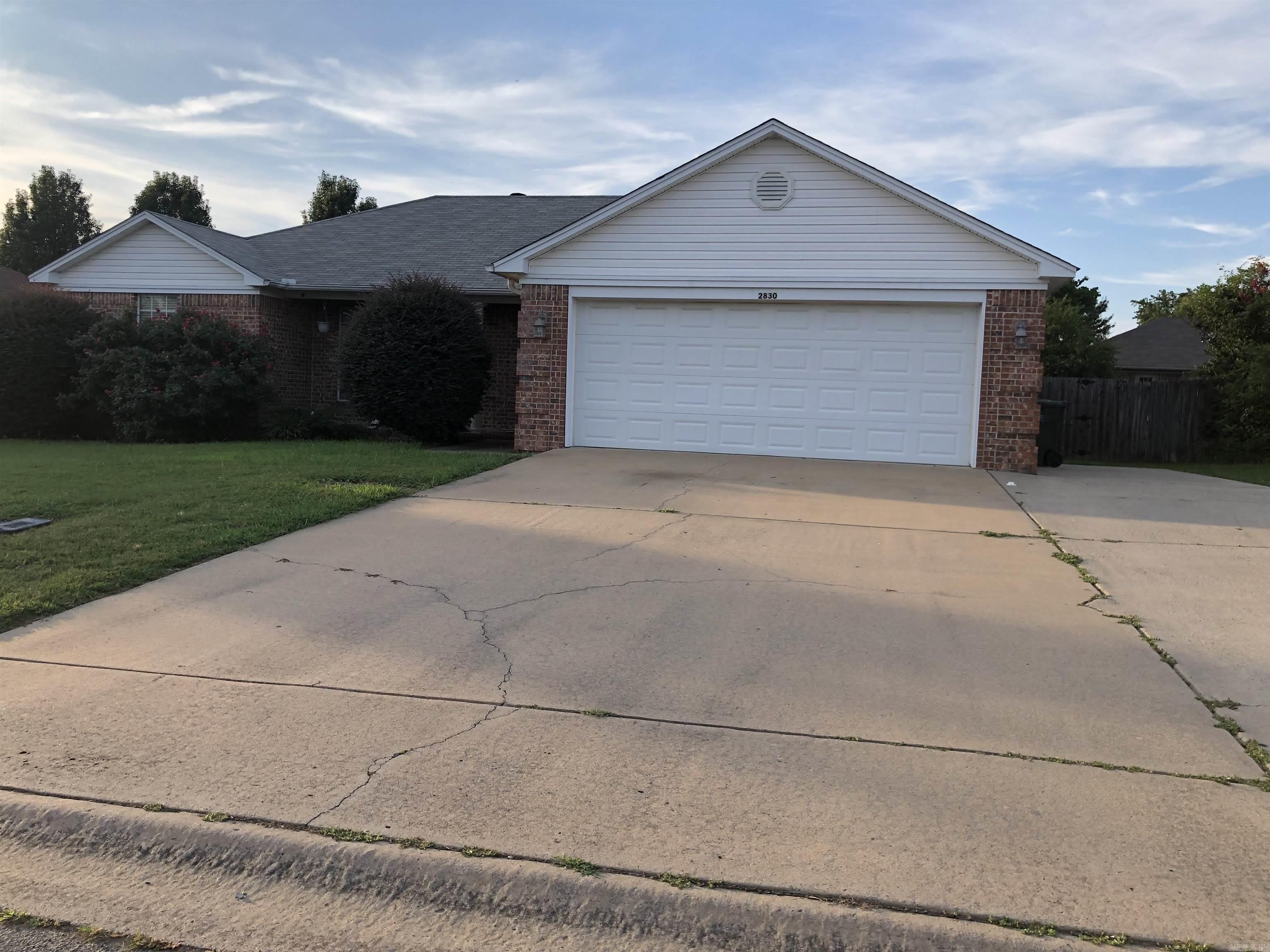 2830 York Lane – photo 2