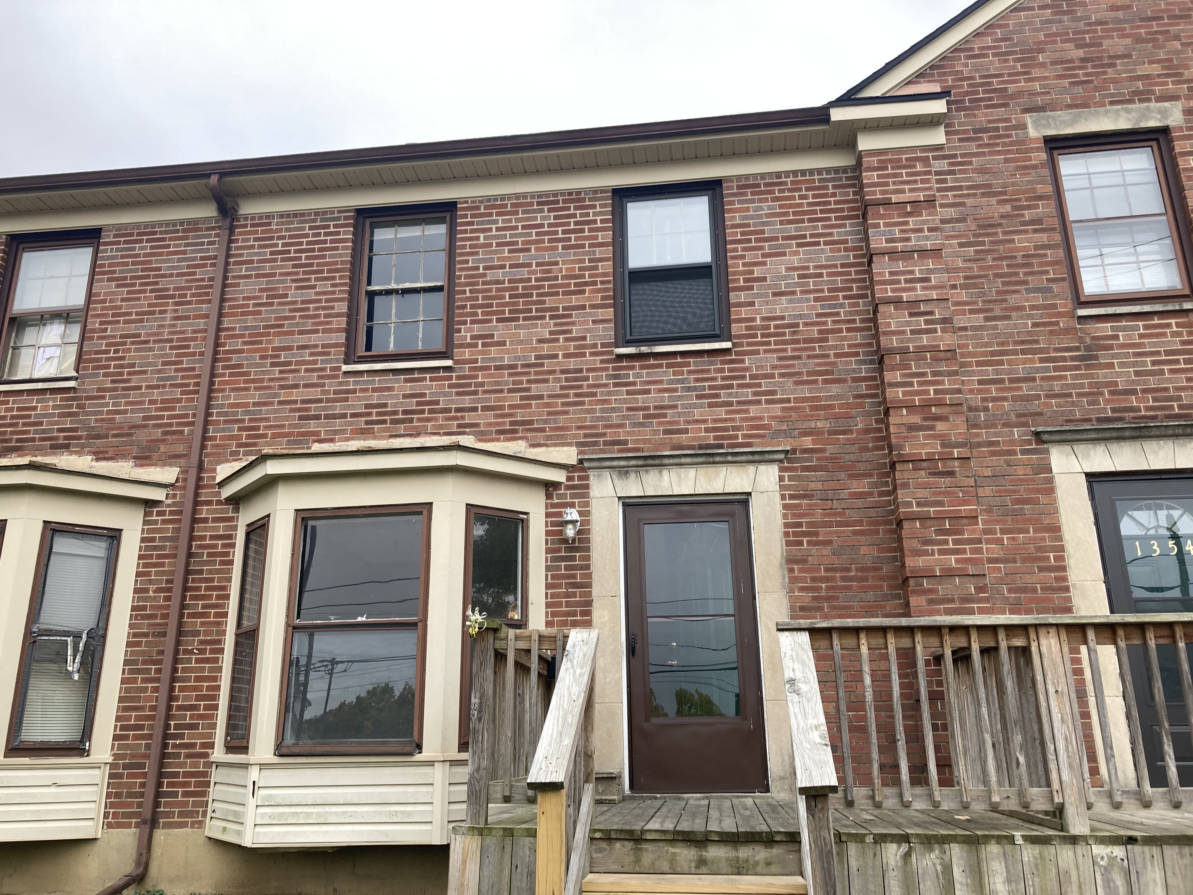 1356 Huffman Ave – photo 2
