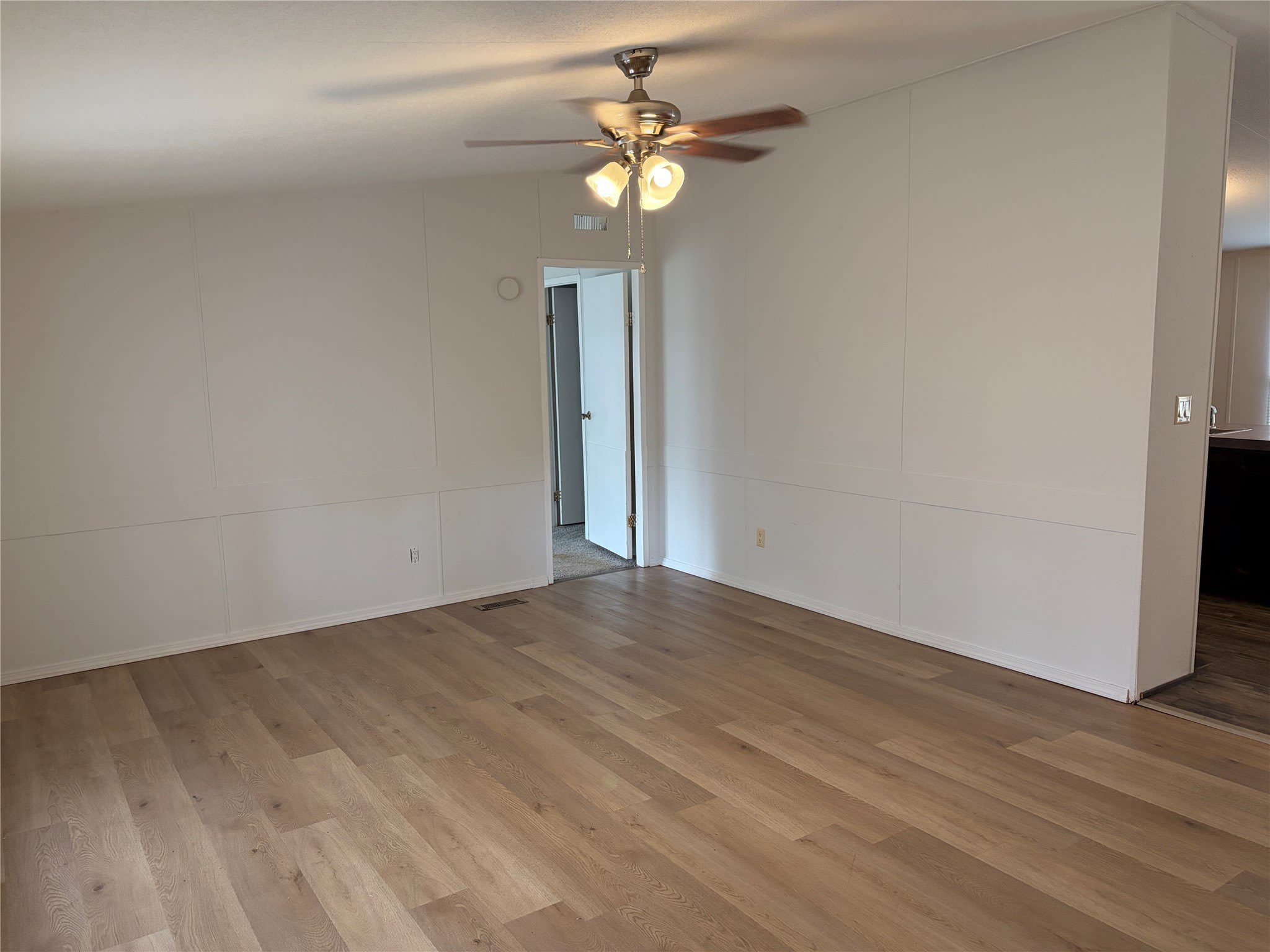 1101 Plaza Street – photo 4