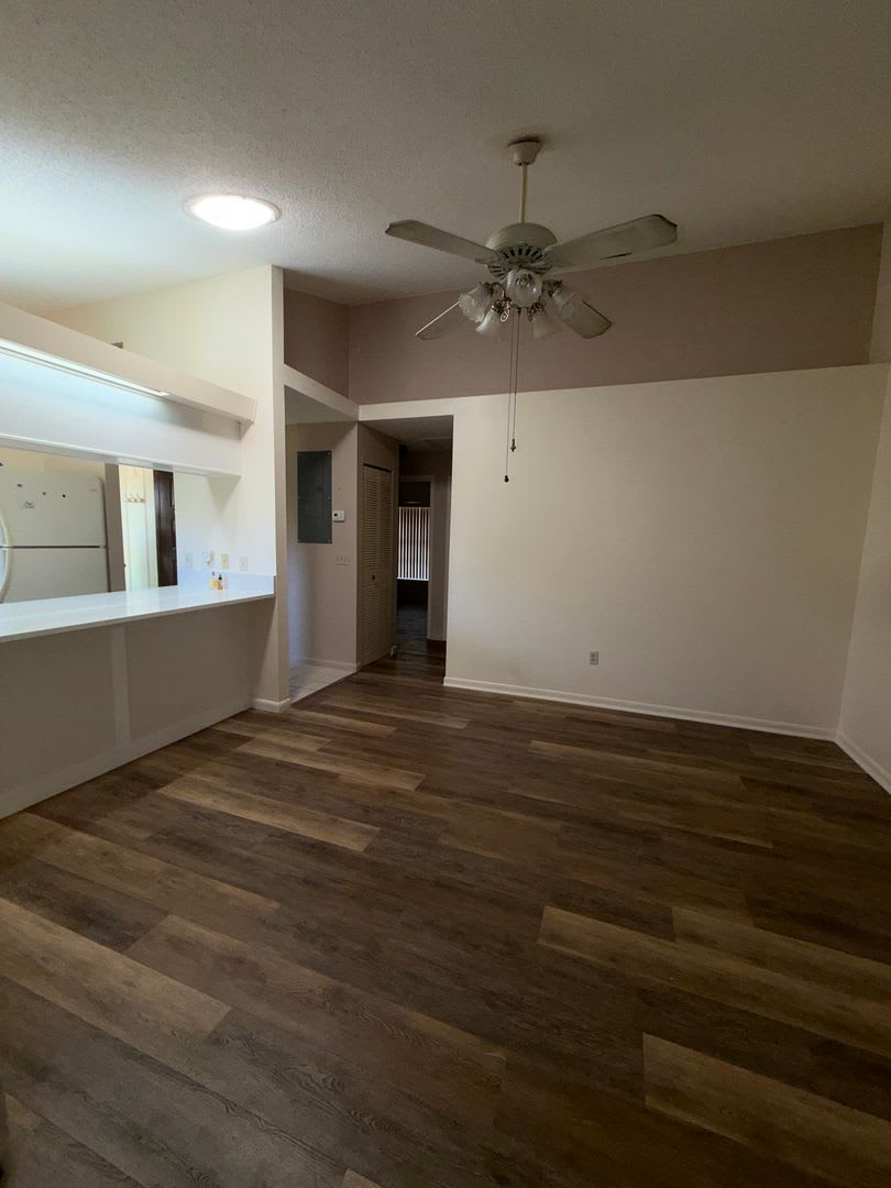 Cozy two bedroom condo, DeBary – photo 3