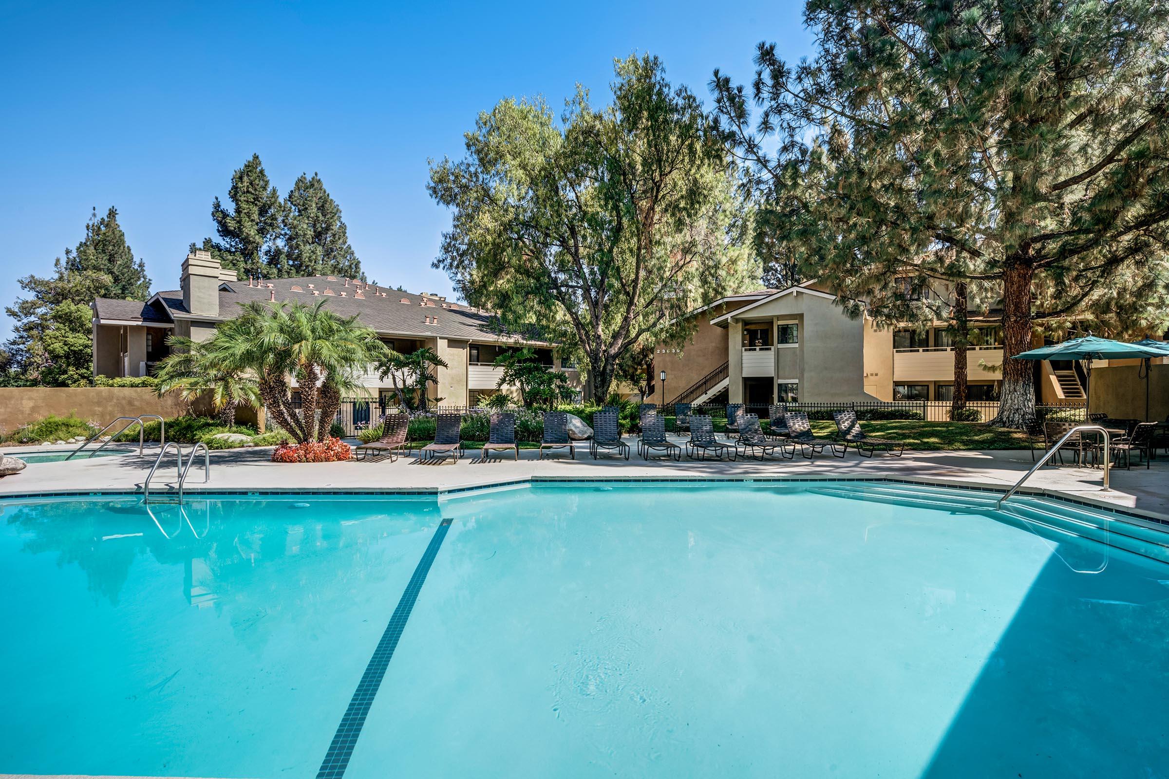 Stonecreek Apartment Homes – photo 1