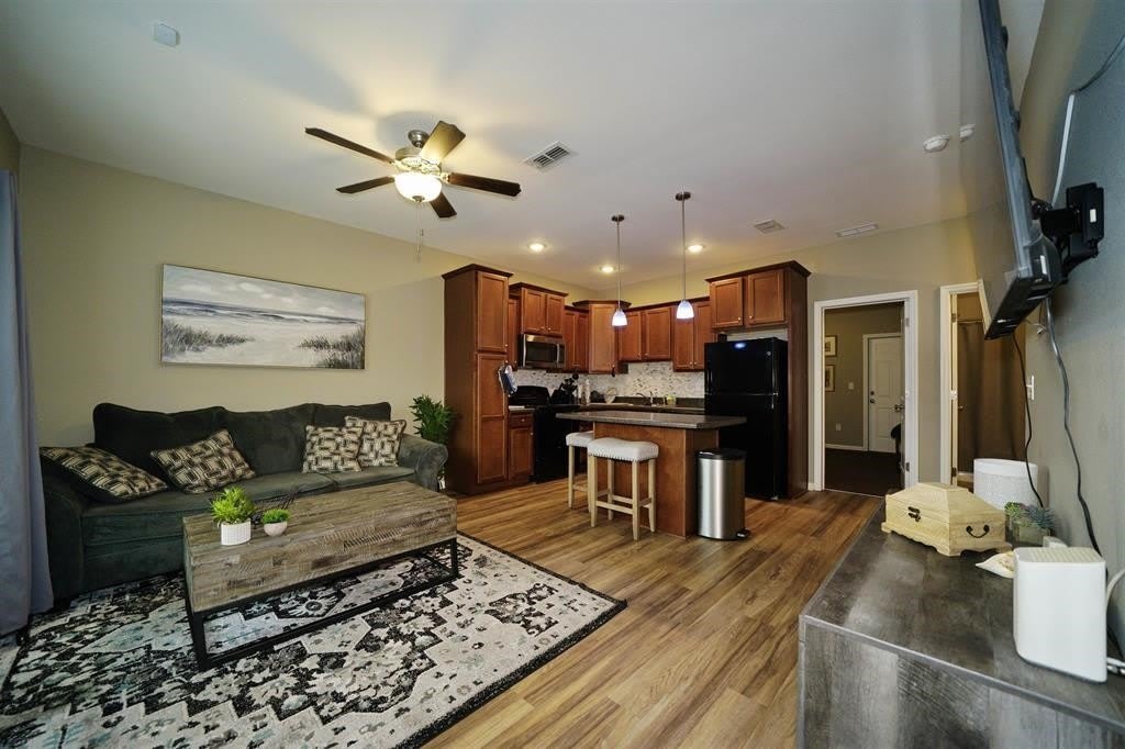 1992 Greencastle Lane – photo 4