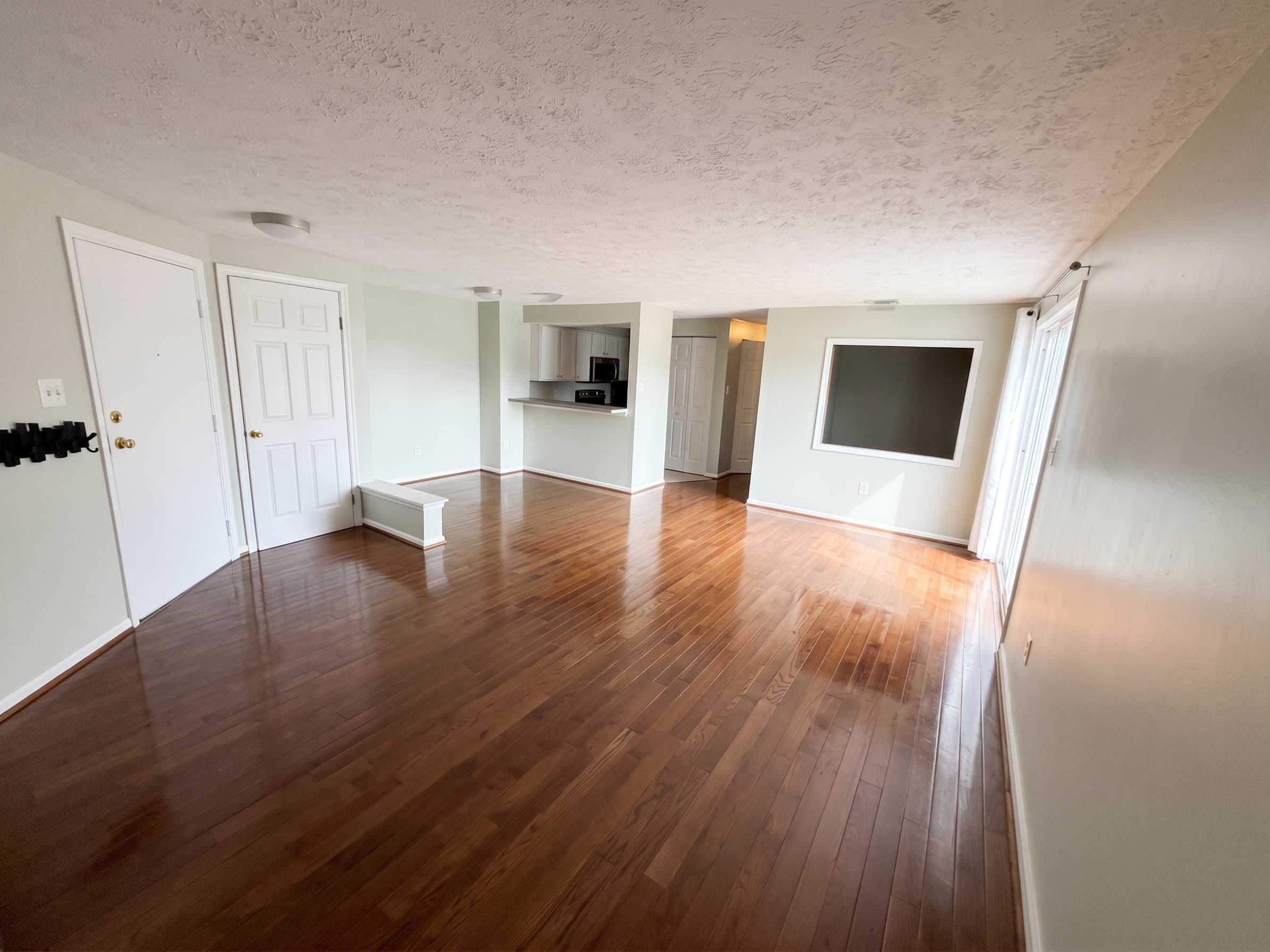 823 Stratford Way – photo 4
