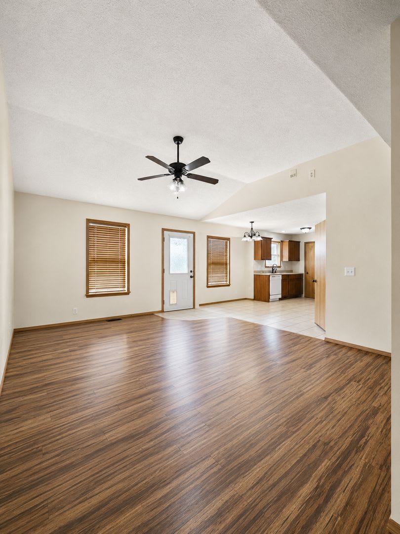 3 Bedroom – photo 3