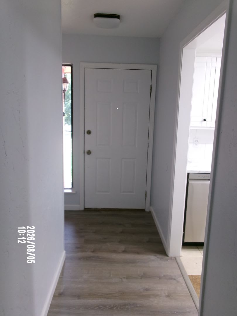 Very Nice Home In The Lee West Estates Area Pets Negotiable With Owners Approval – photo 5