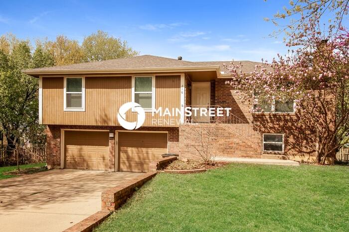 216 West Heritage Drive – photo 2