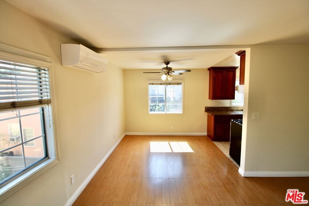1319 E California Ave – photo 5