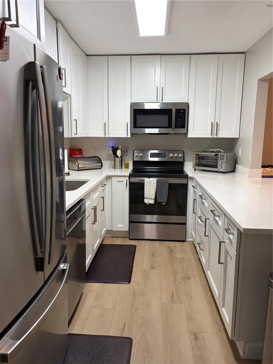1225 PINE RIDGE Circle W – photo 5