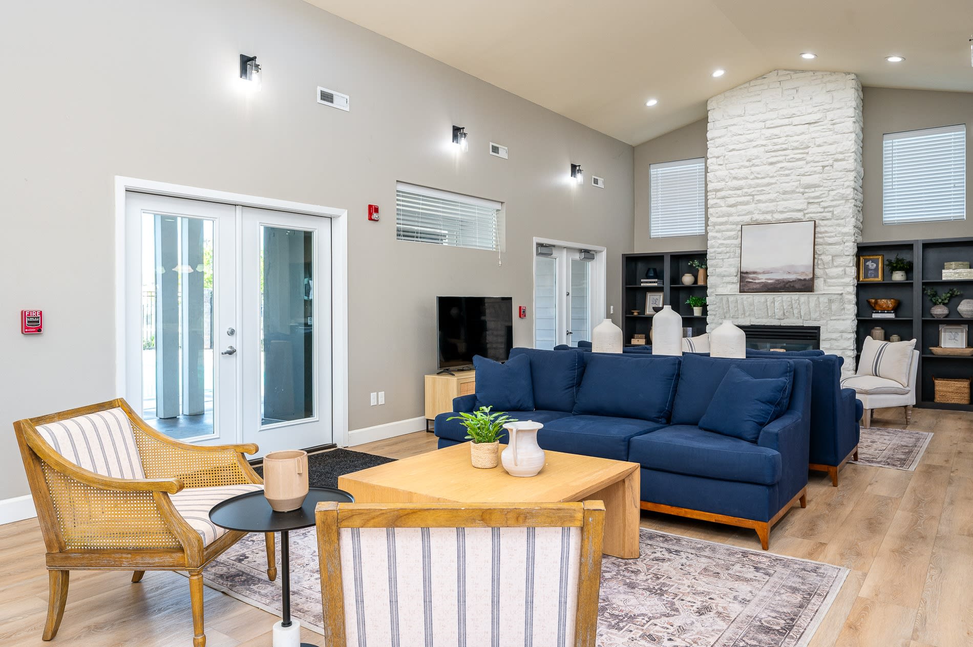 Center Pointe Apartments – photo 4