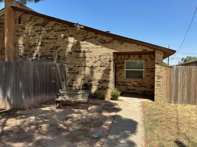 4504 Fairgate Dr – photo 4