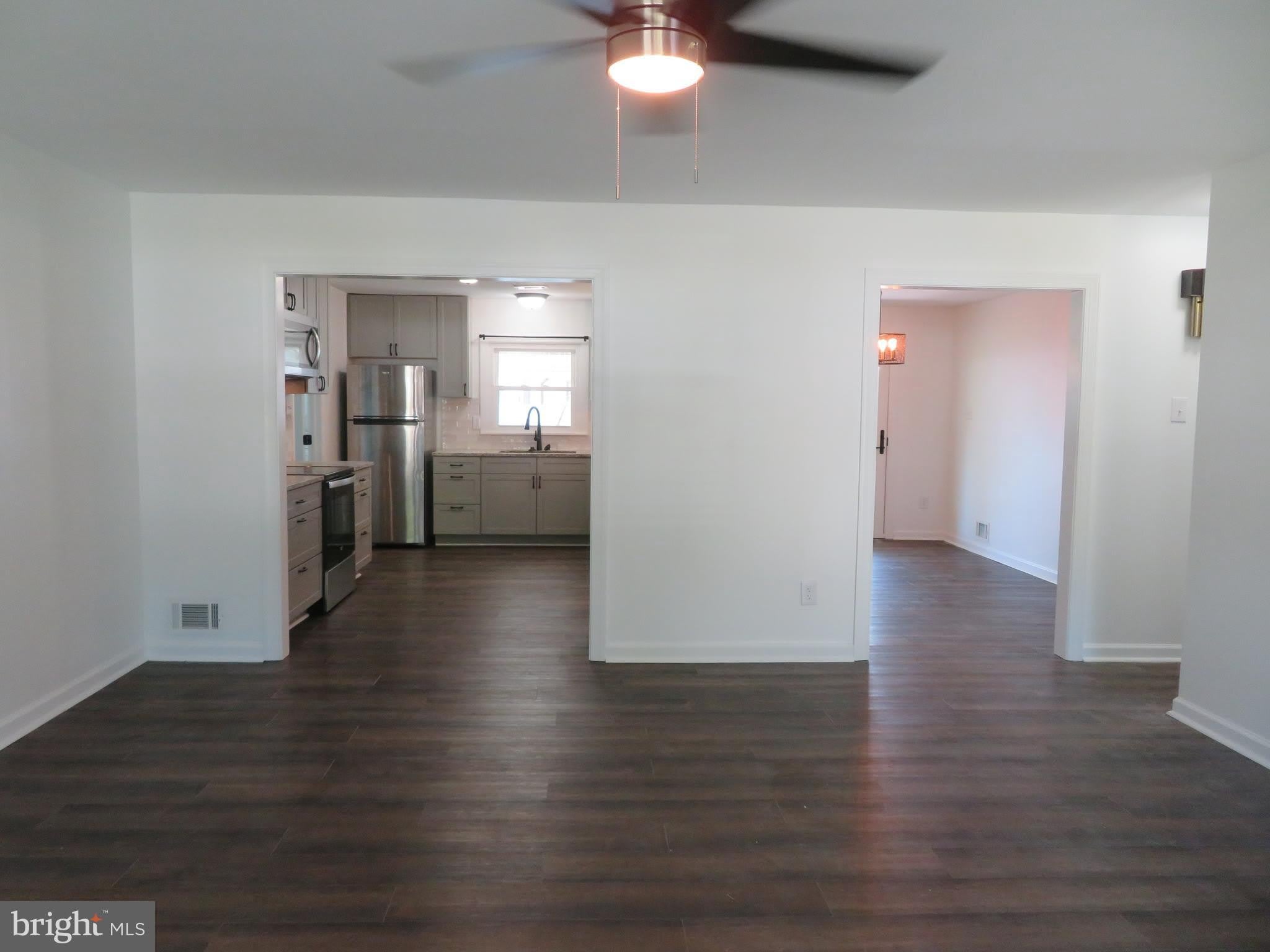 7895 PAVILION Drive – photo 3
