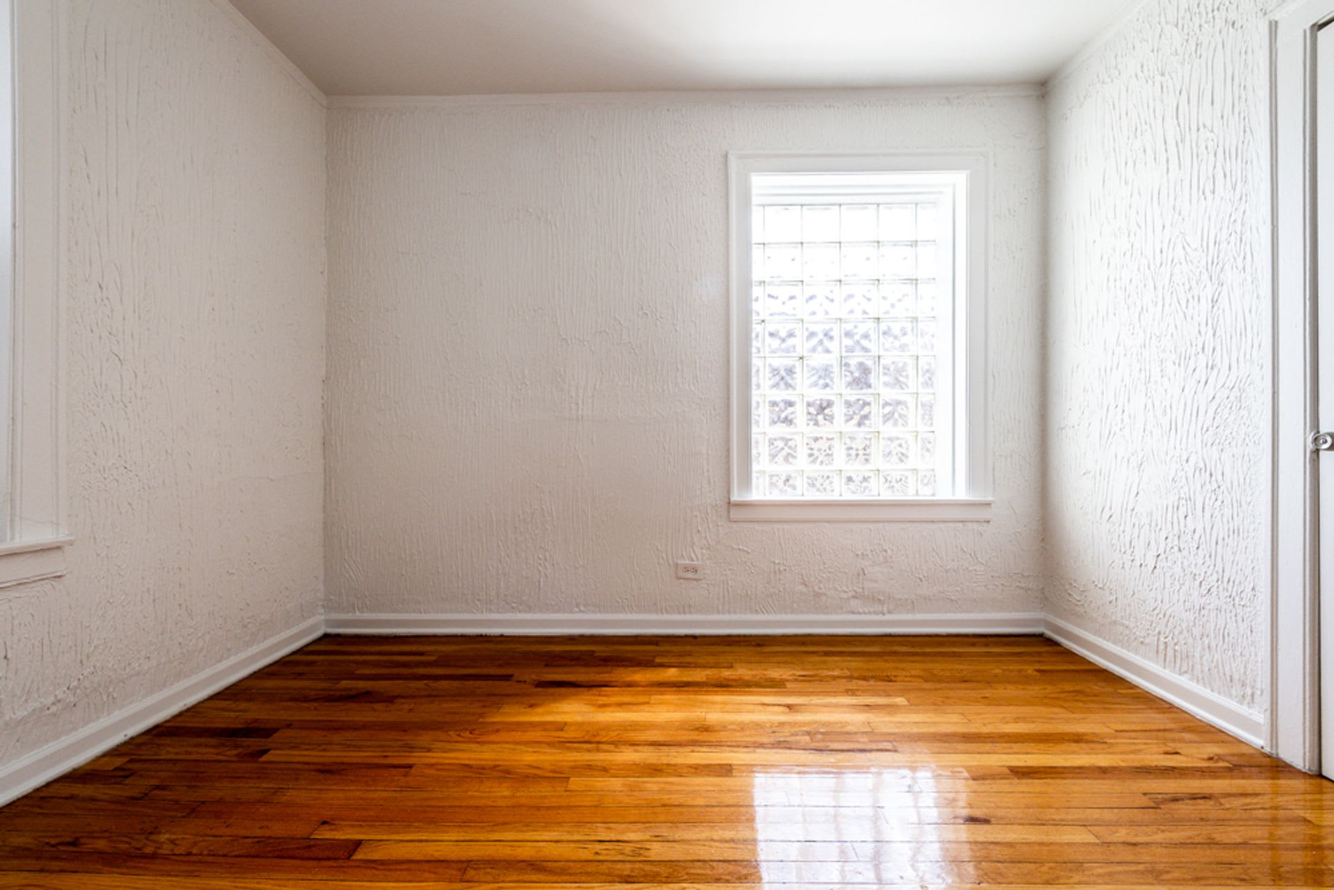 8057 S Laflin Ave – photo 5