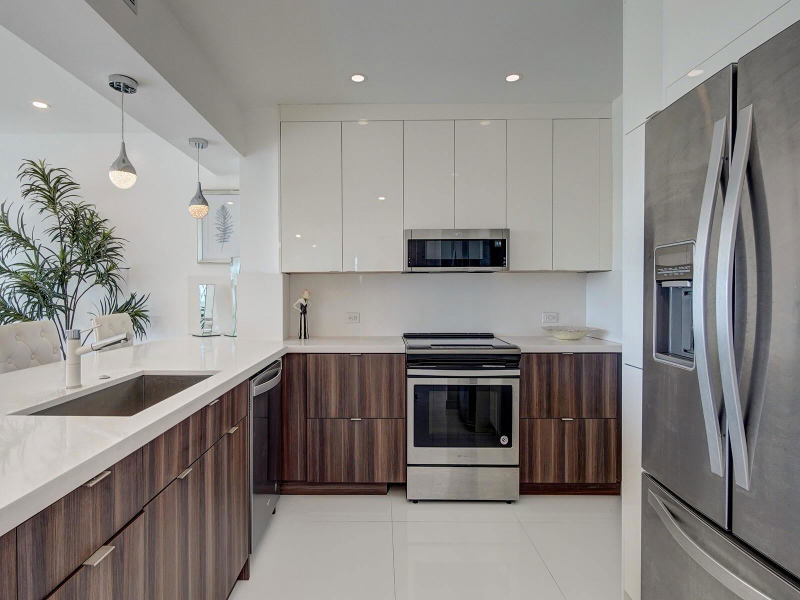 2500 East Las Olas Boulevard – photo 3