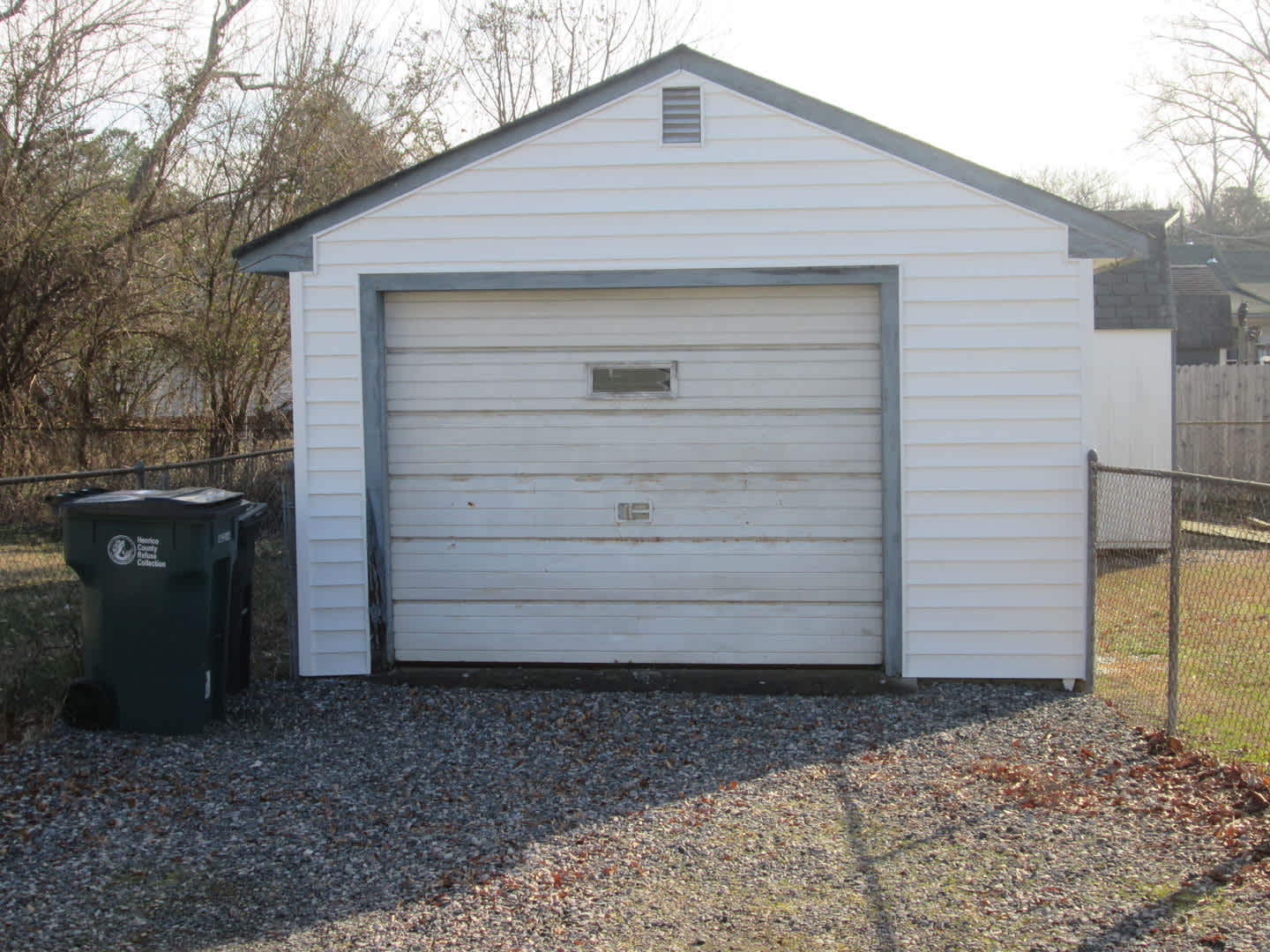 Three Bedroom Highland Springs Home. Available in September – photo 3