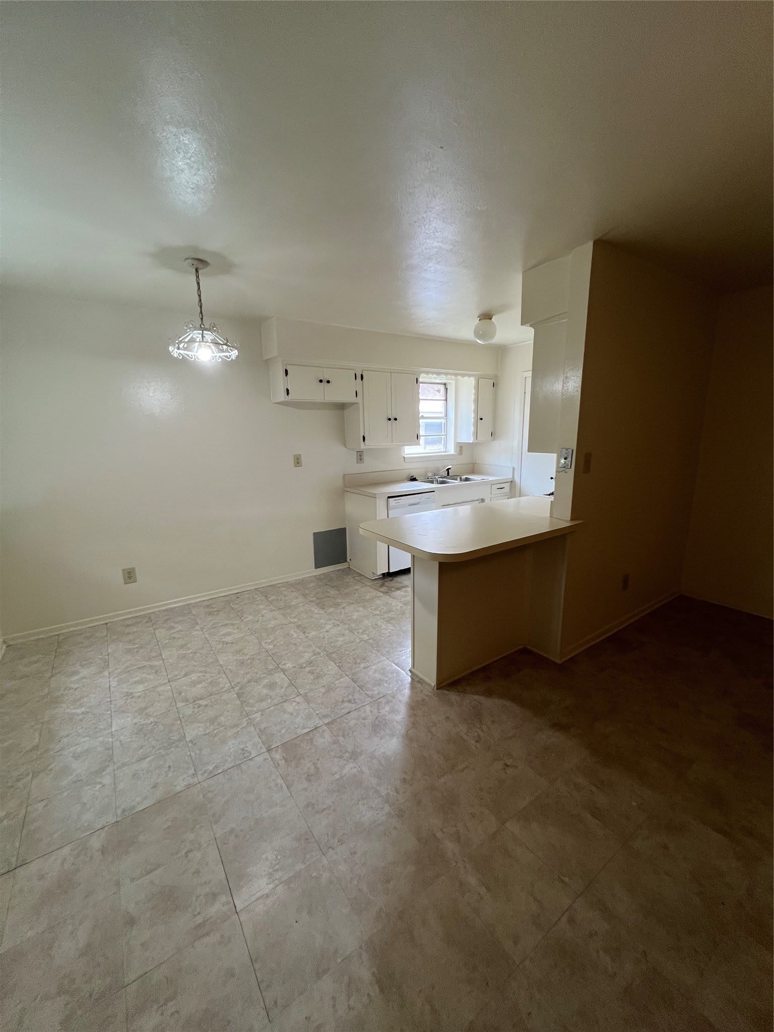 3104 Stanford Street – photo 2