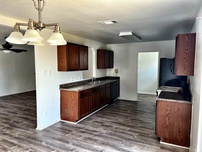 12313 Drummond Drive – photo 4