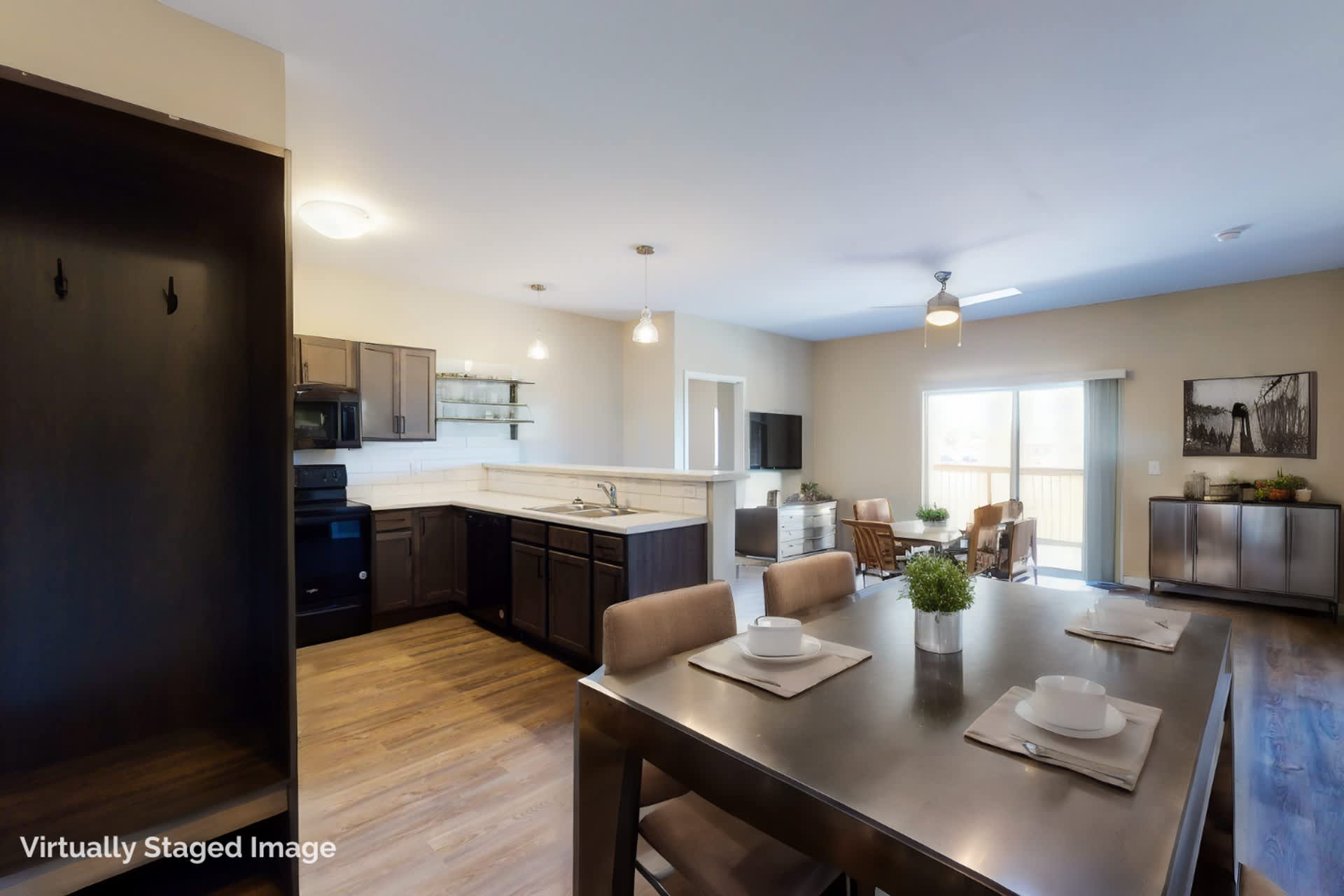 Grand Prairie Apartments (SD-SF-GPA) (Hotel) – photo 4
