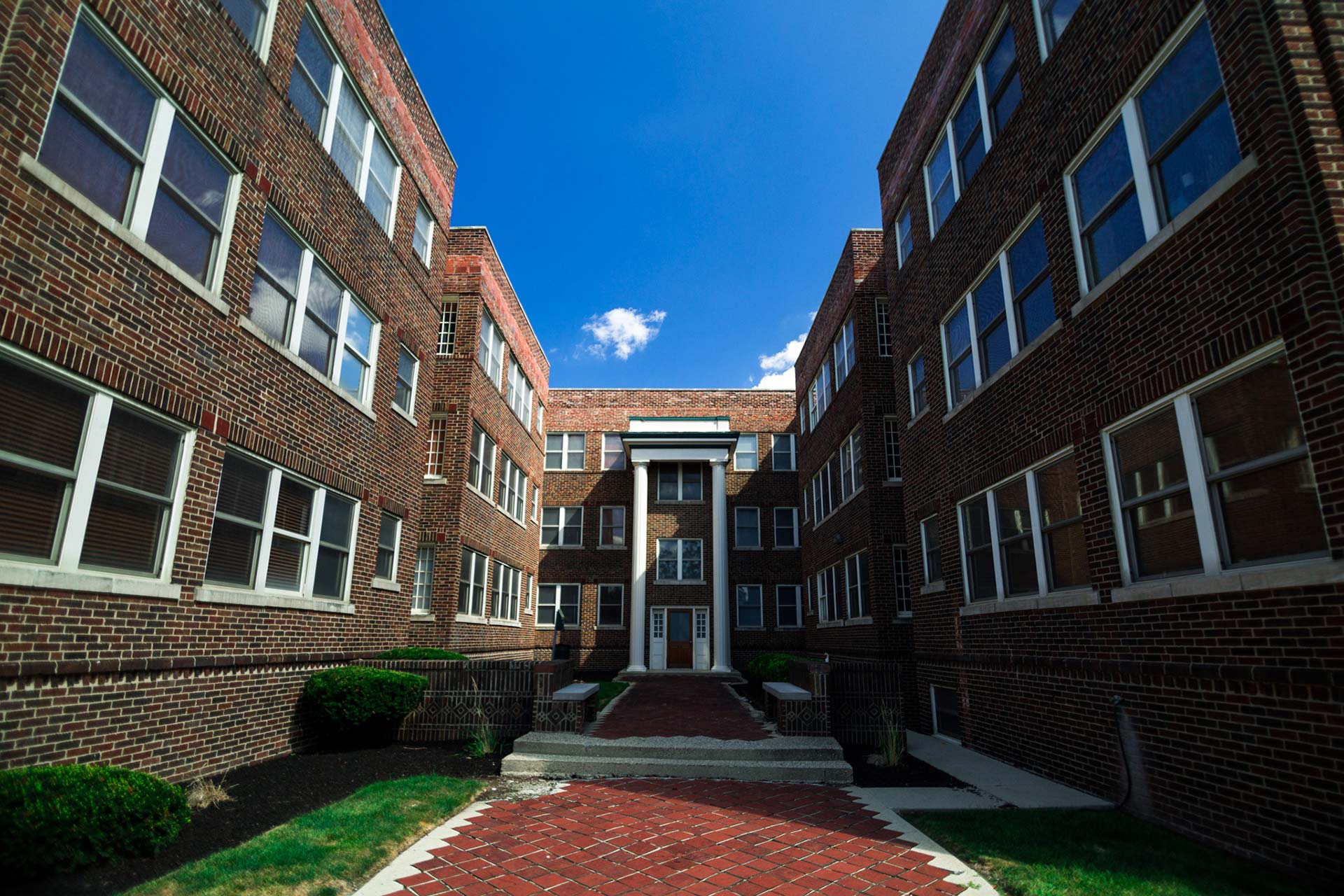 Madison – photo 1