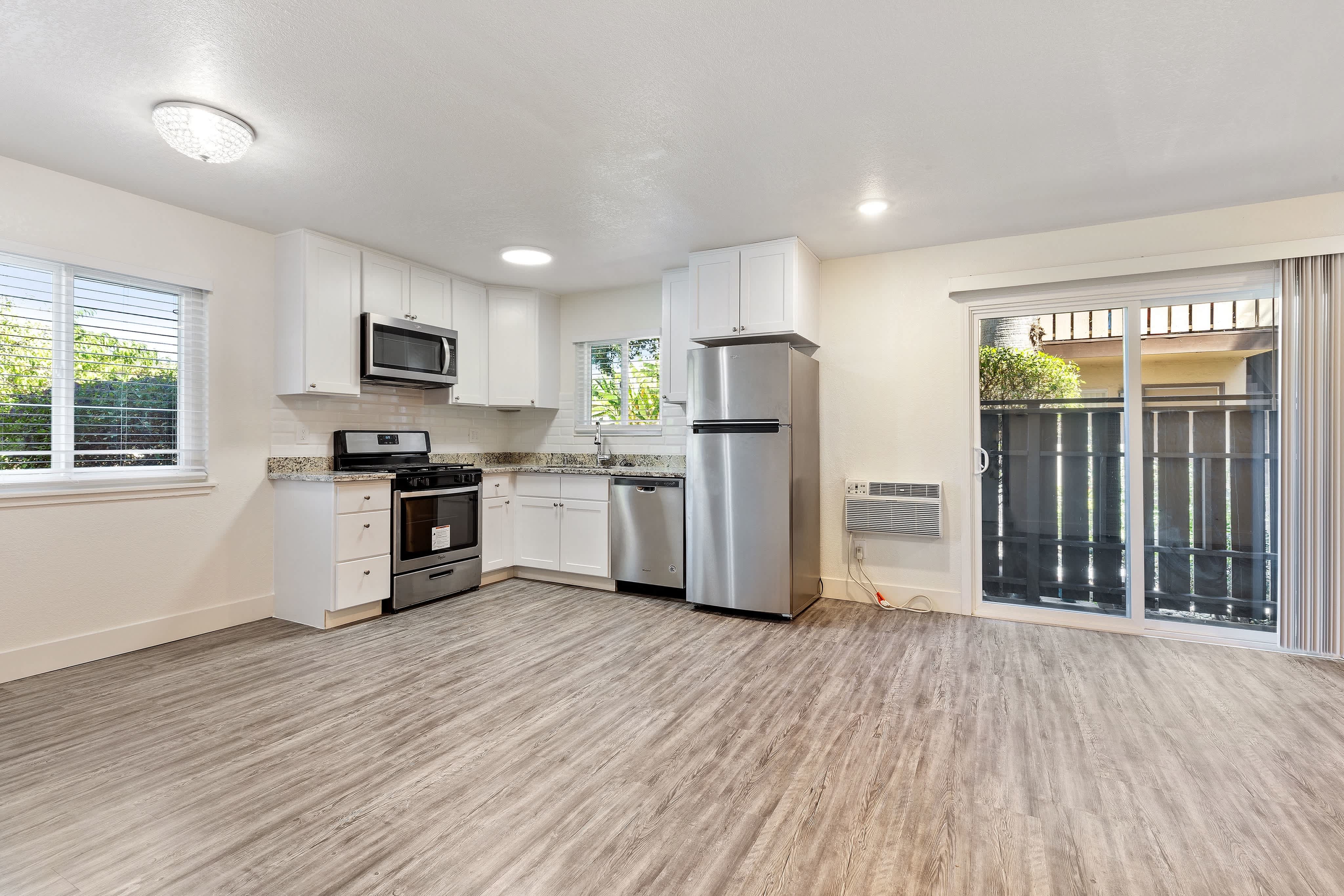 Glenbrook Luxury Apartments – photo 5
