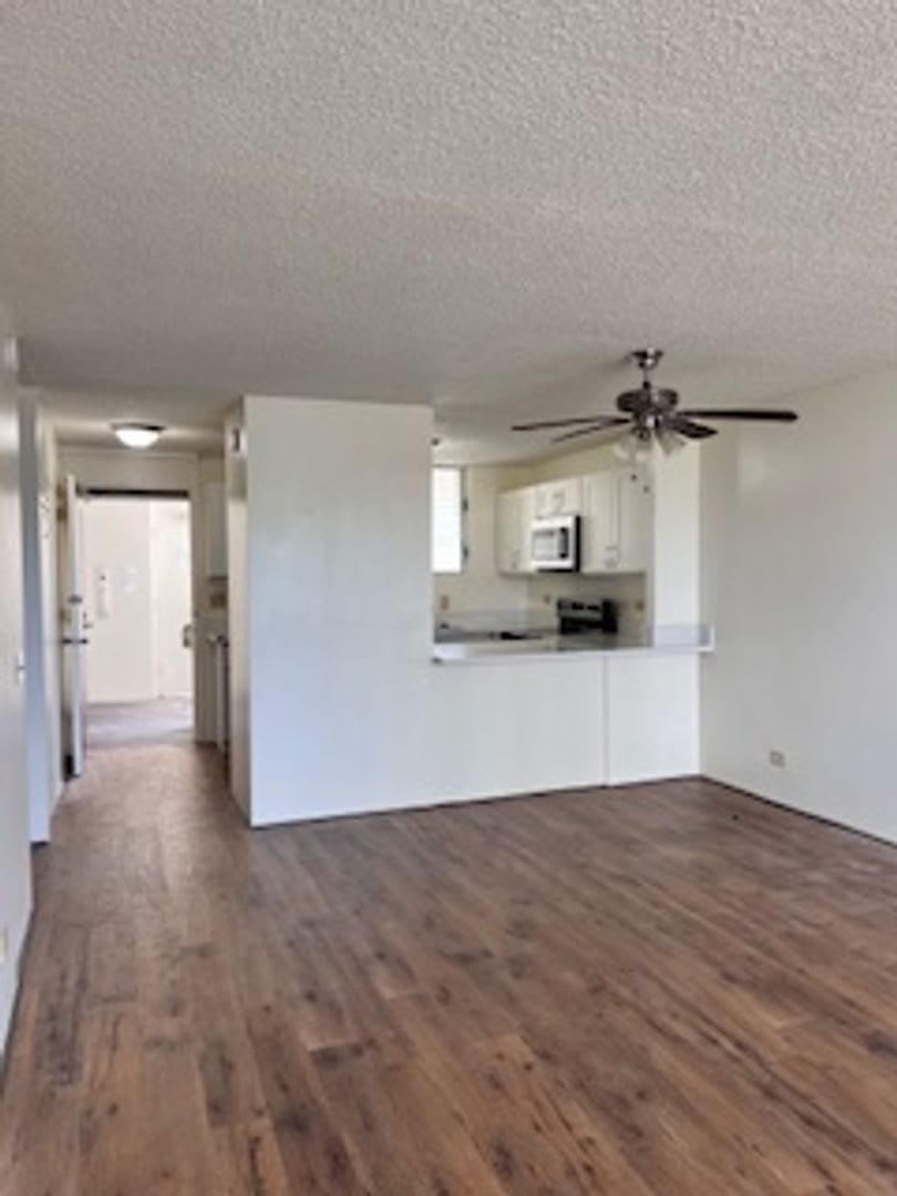 2-Bedroom, 2-Bath Condo for Rent at Surfview – photo 5