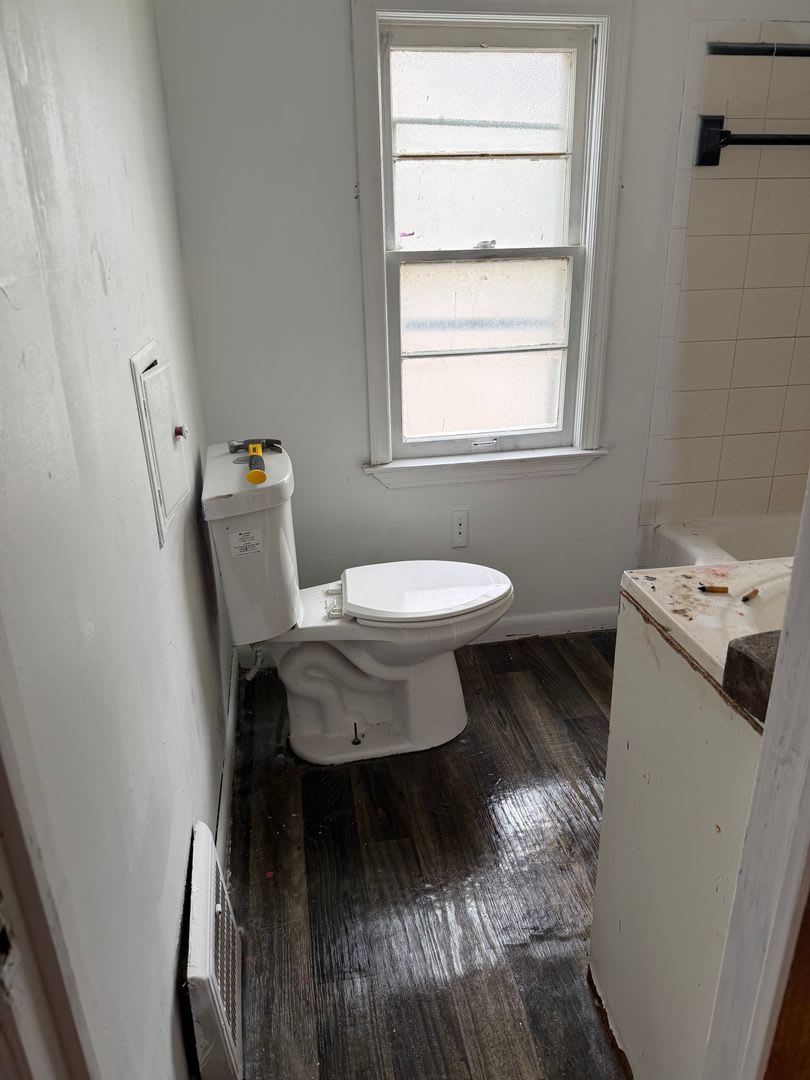 21860 Roberts Ave – photo 5
