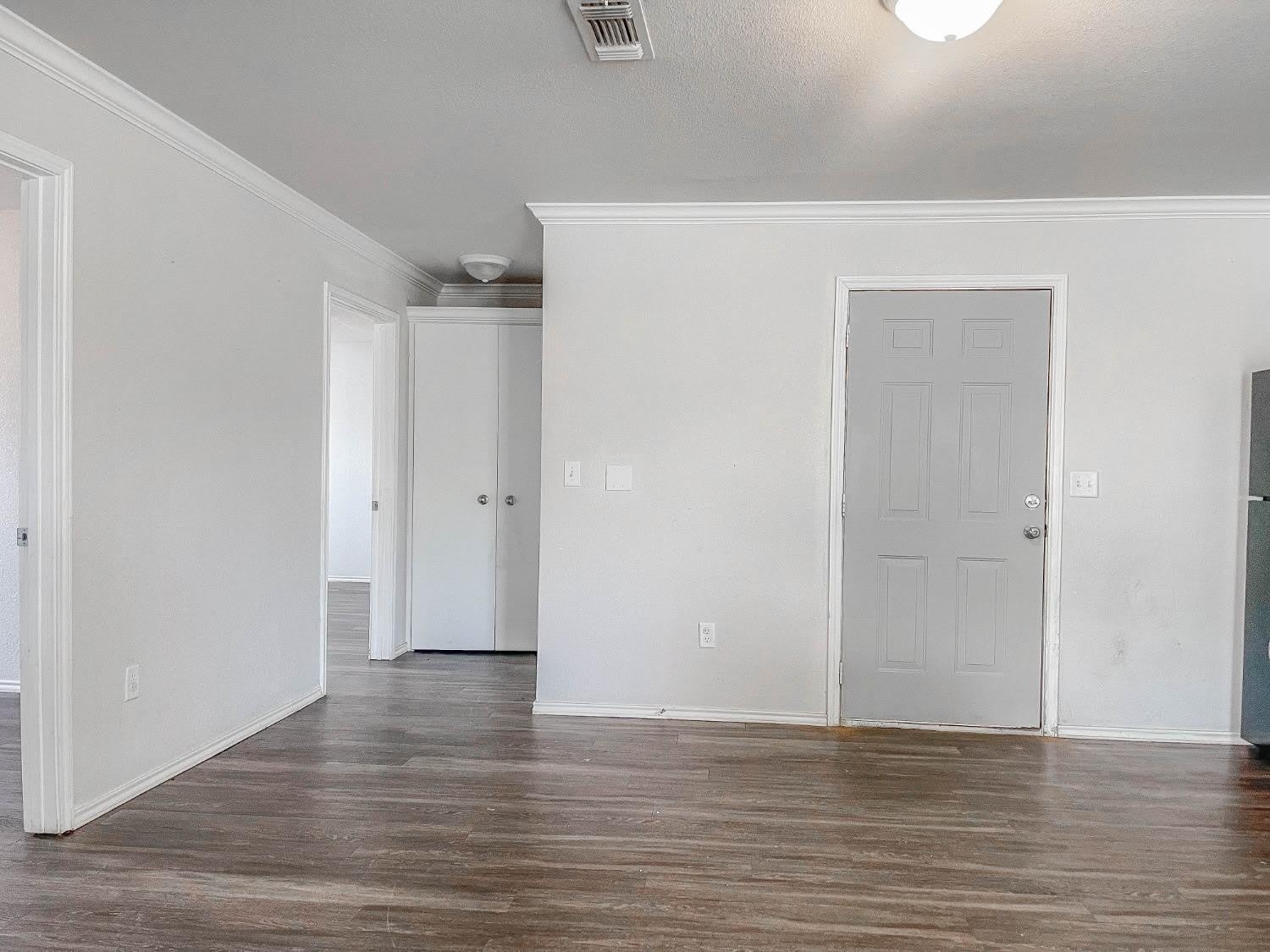 2705 Cornell Street – photo 2