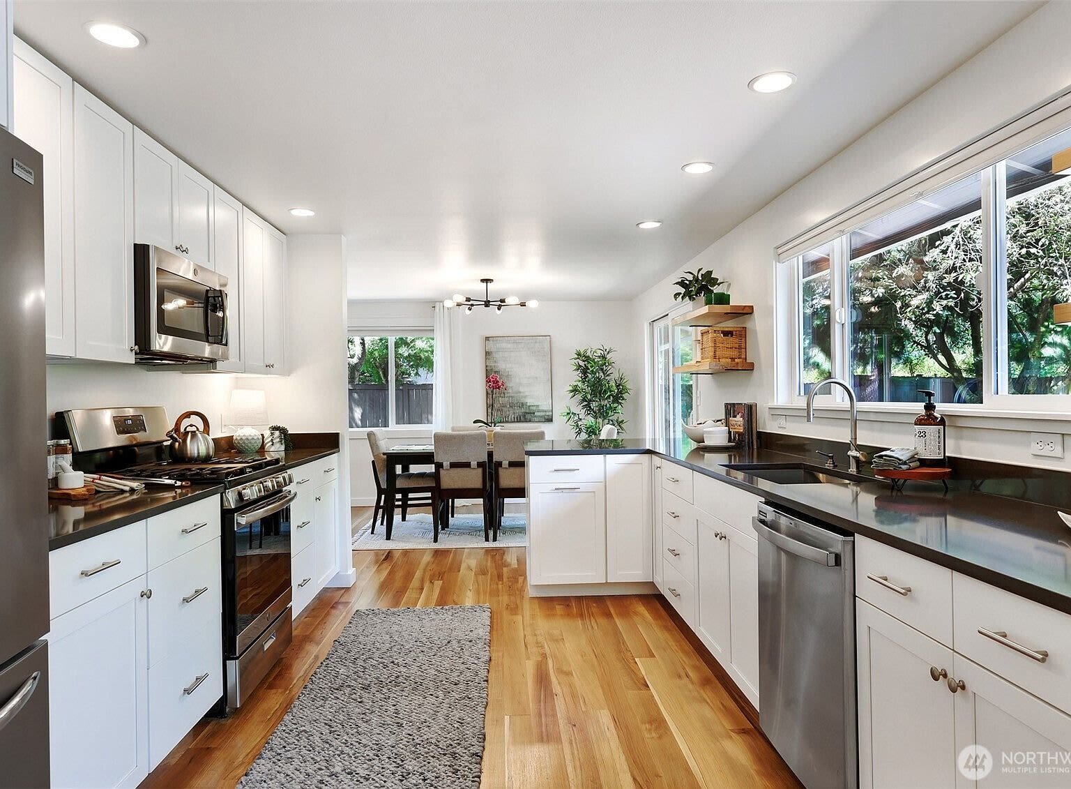 1527 NE 123rd St – photo 5