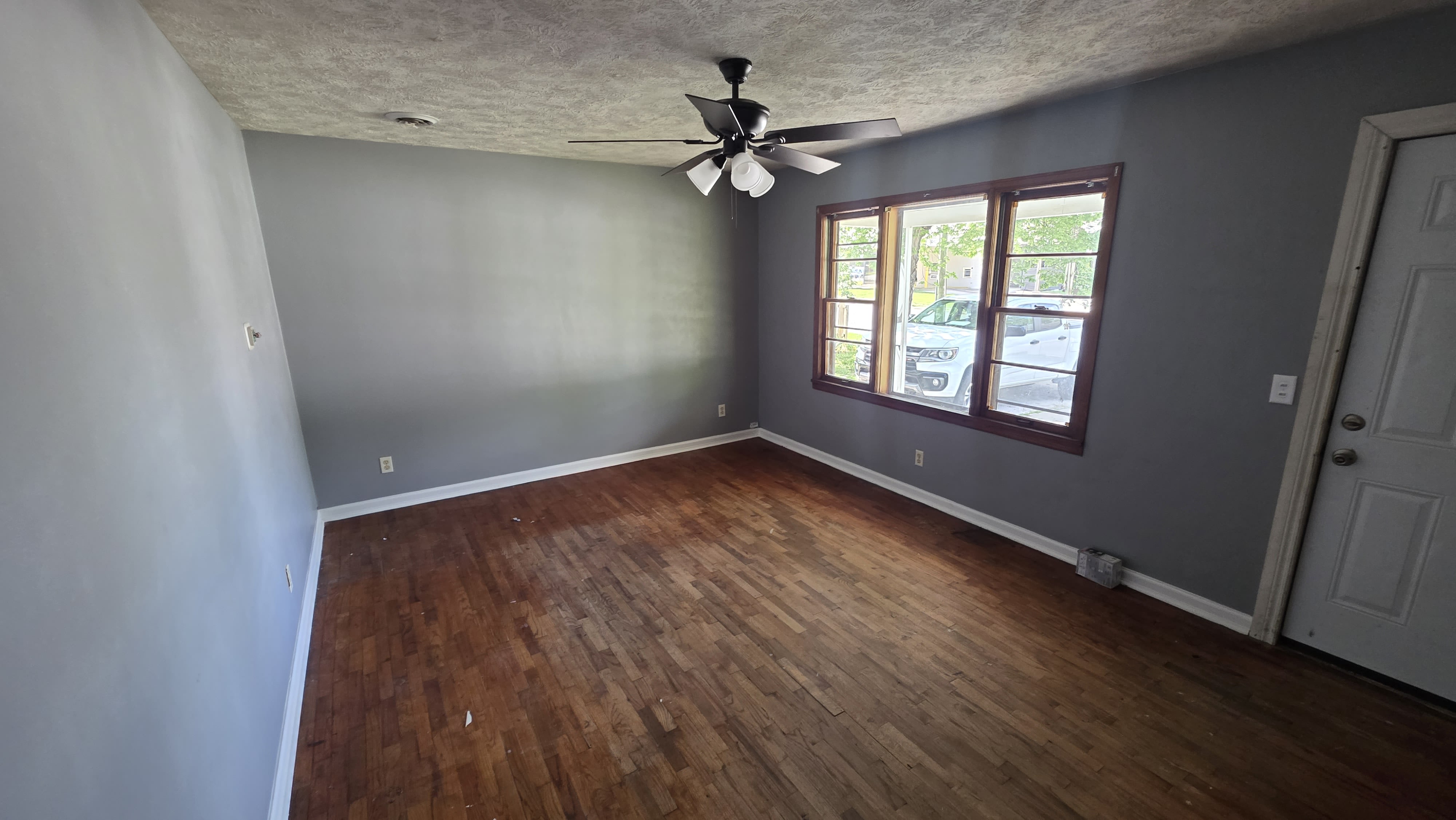 218 East Walnut Street – photo 5