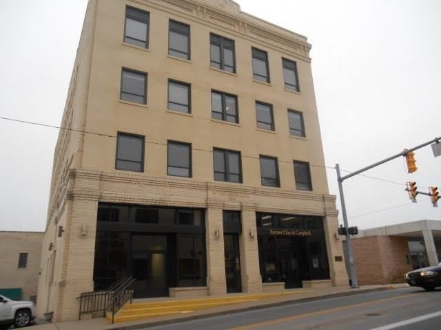 101 N KANAWHA STREET – photo 1