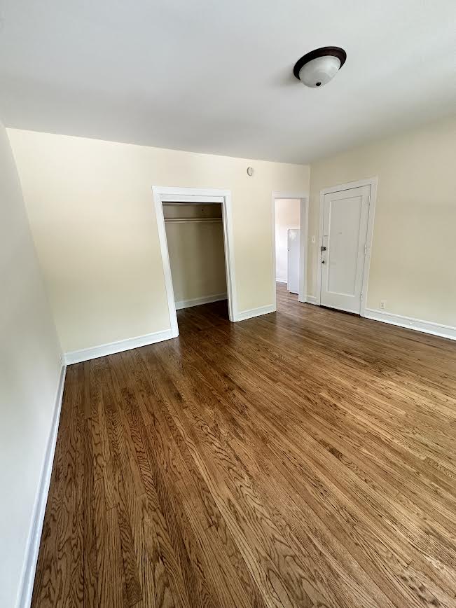2661 North Spaulding Avenue – photo 3