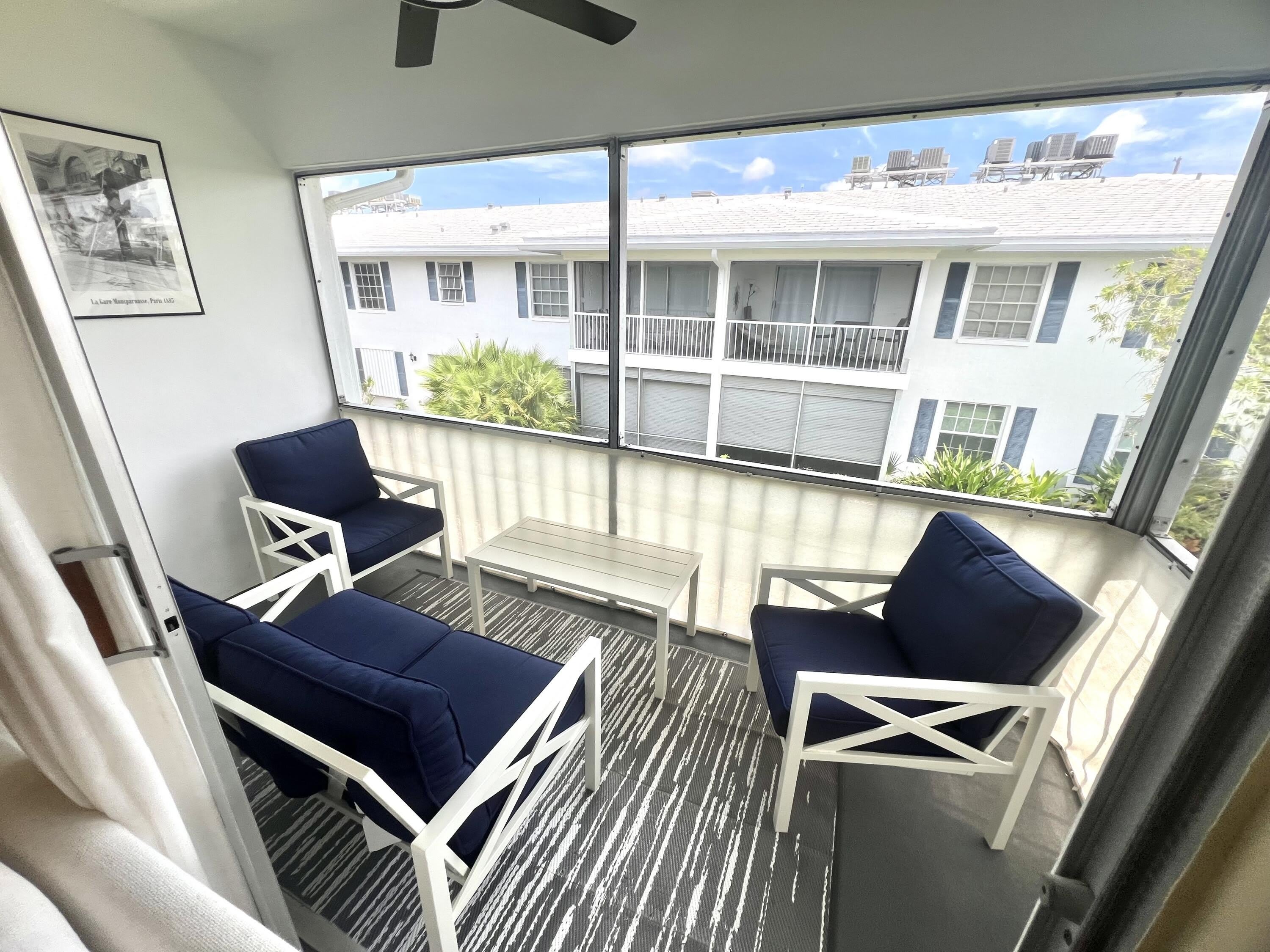 2211 NE 67th Street – photo 3