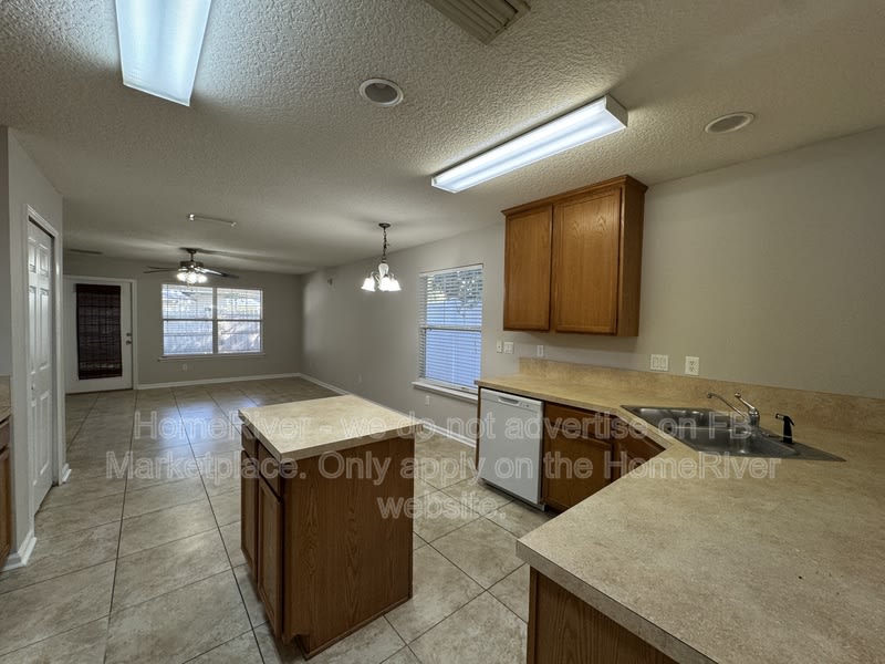 3703 Silver Bluff Blvd – photo 3