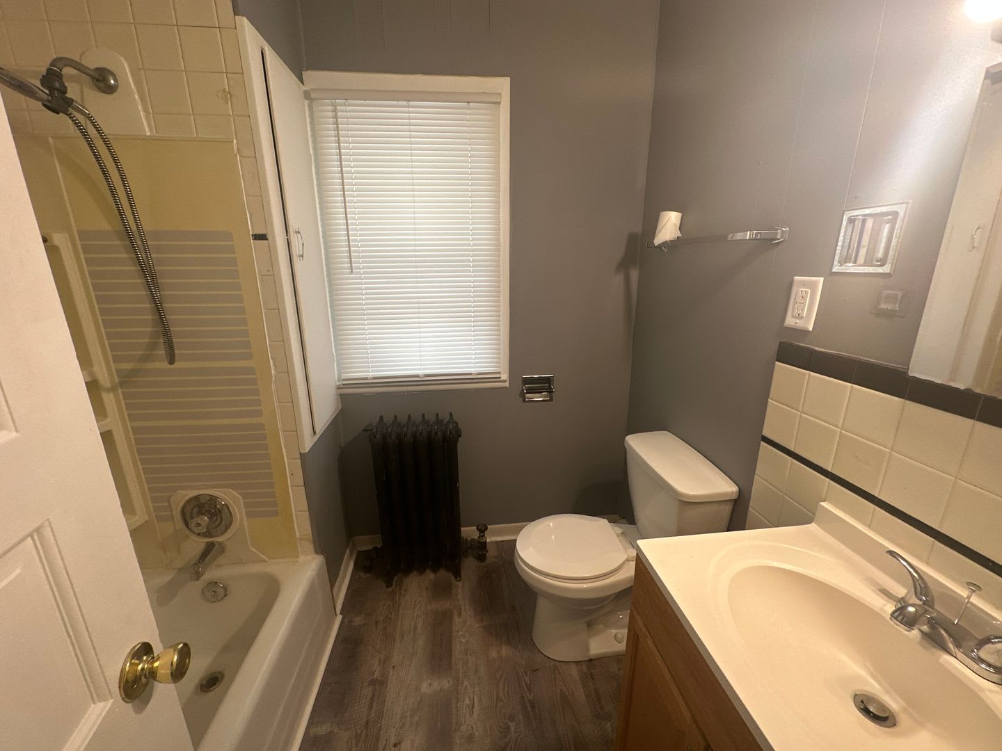 4 Bedroom Single Family – photo 5