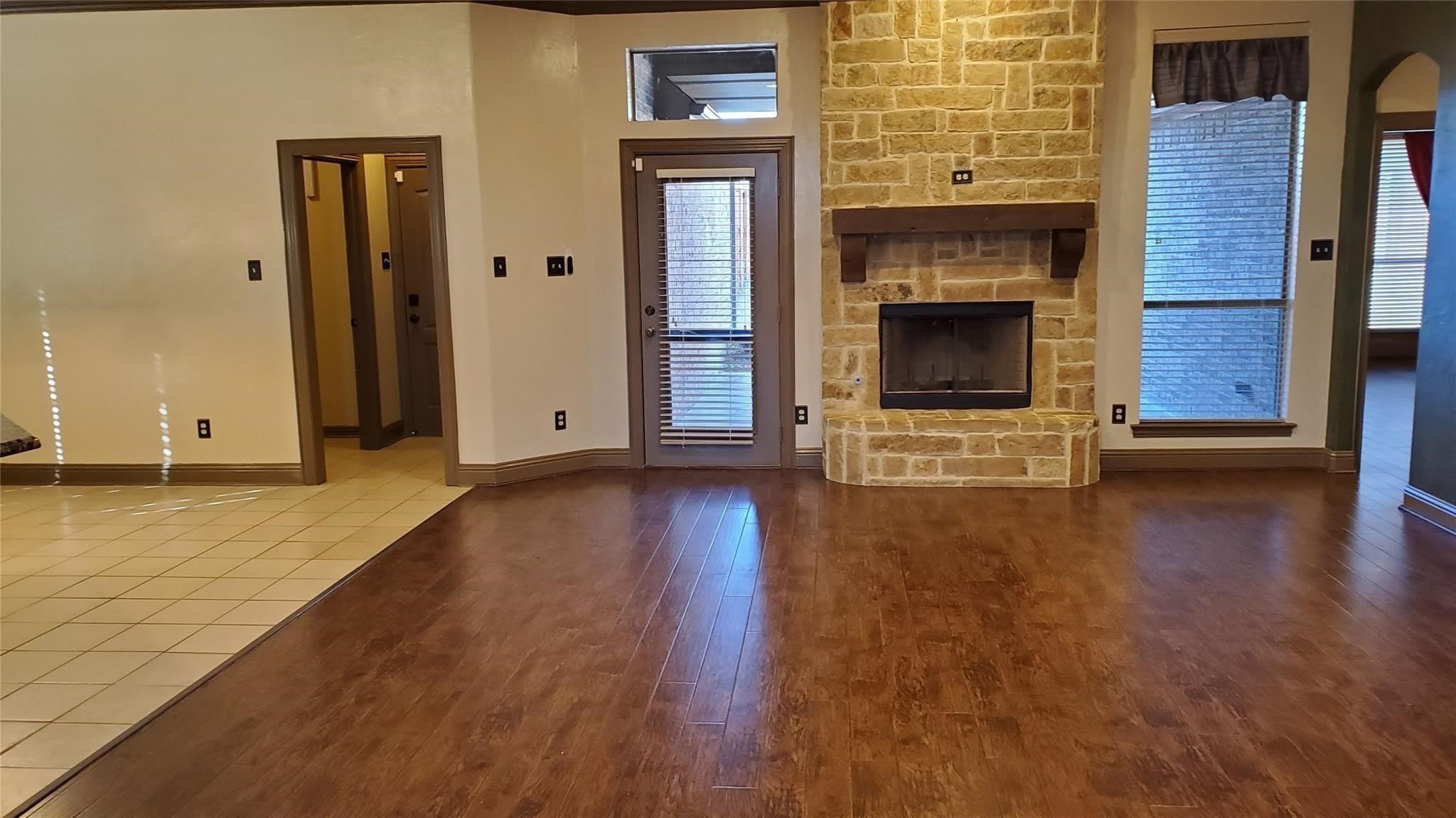1621 Colonial Drive – photo 2