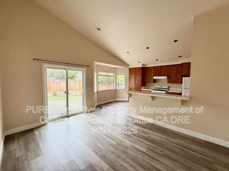 8878 Lebec Lane – photo 5