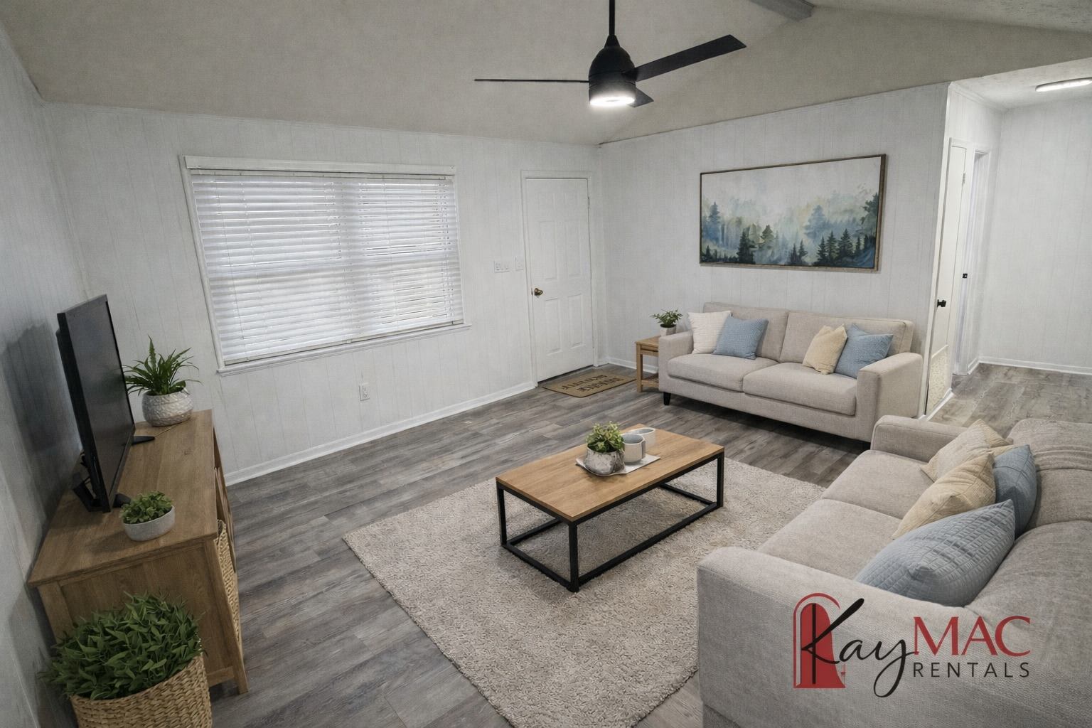 1111 6th St – photo 2