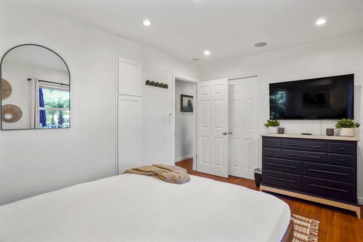 4551 Narragansett Avenue 1 – photo 4