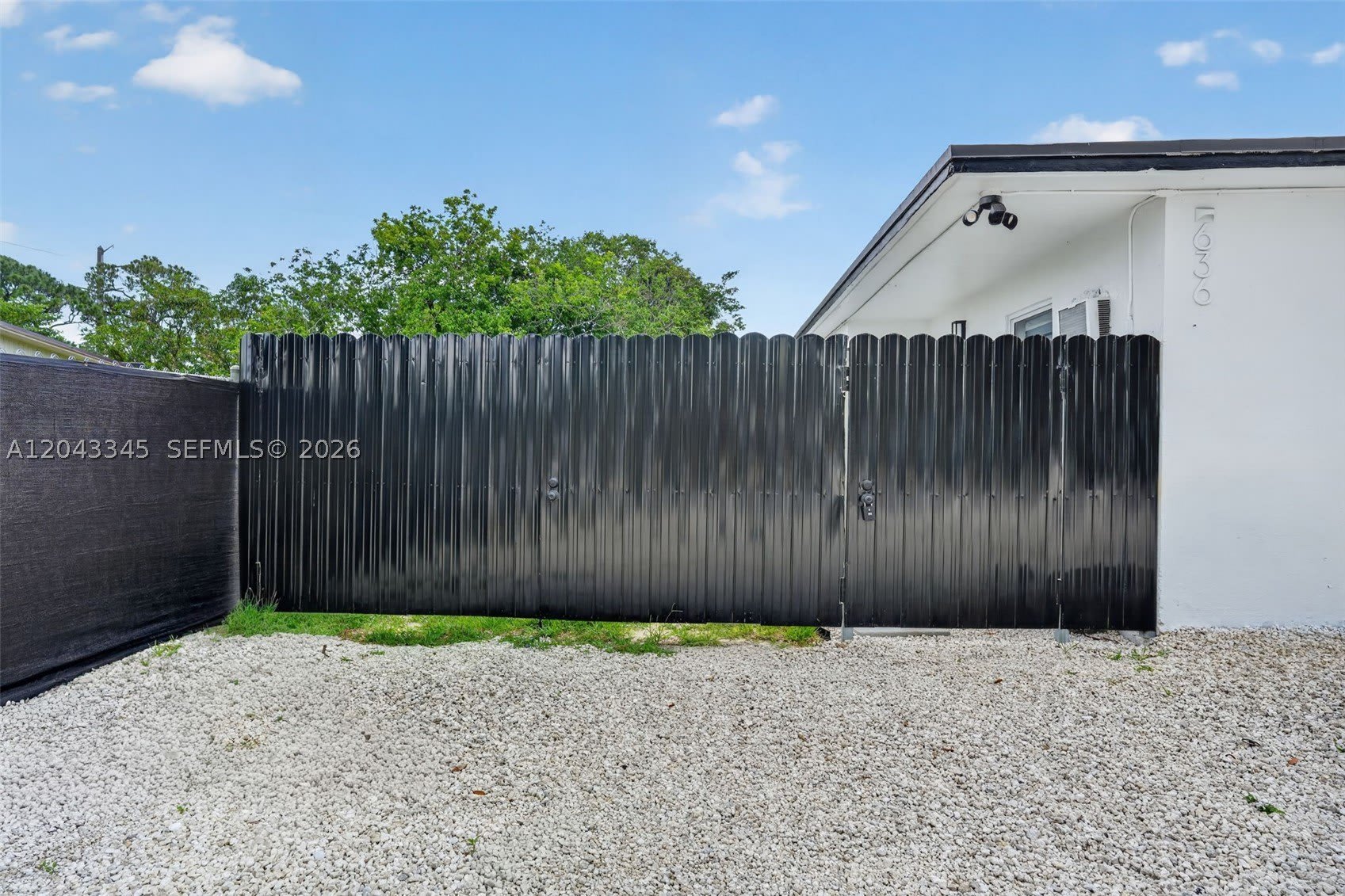 636 Nw 14Th Ter – photo 3