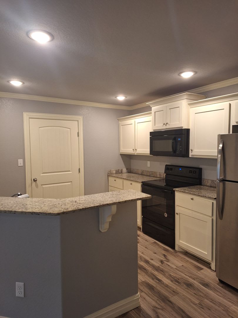 ** to discuss a move in special on this Duplex** – photo 2
