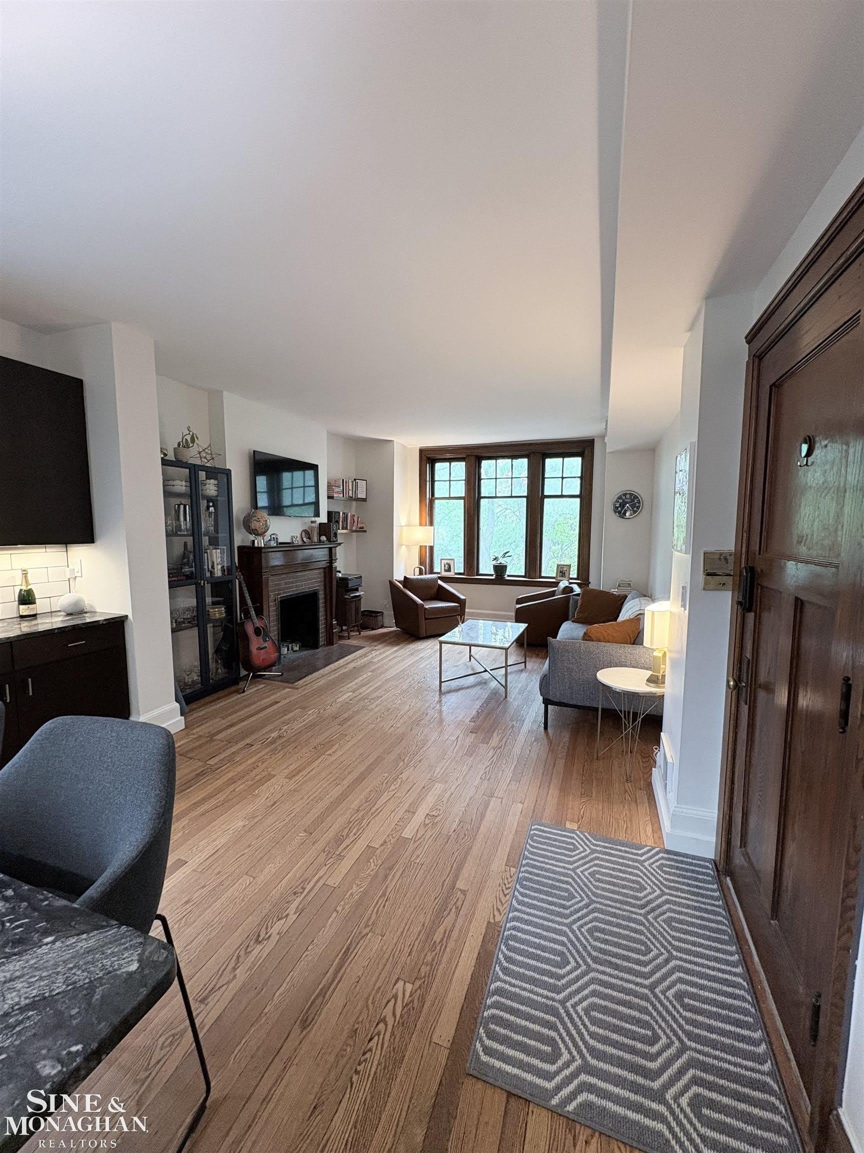 659 W Canfield Street – photo 3