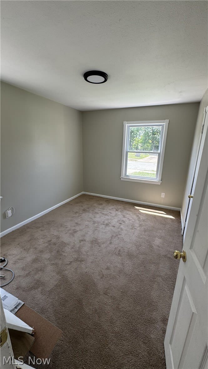 11825 Avon Avenue – photo 5