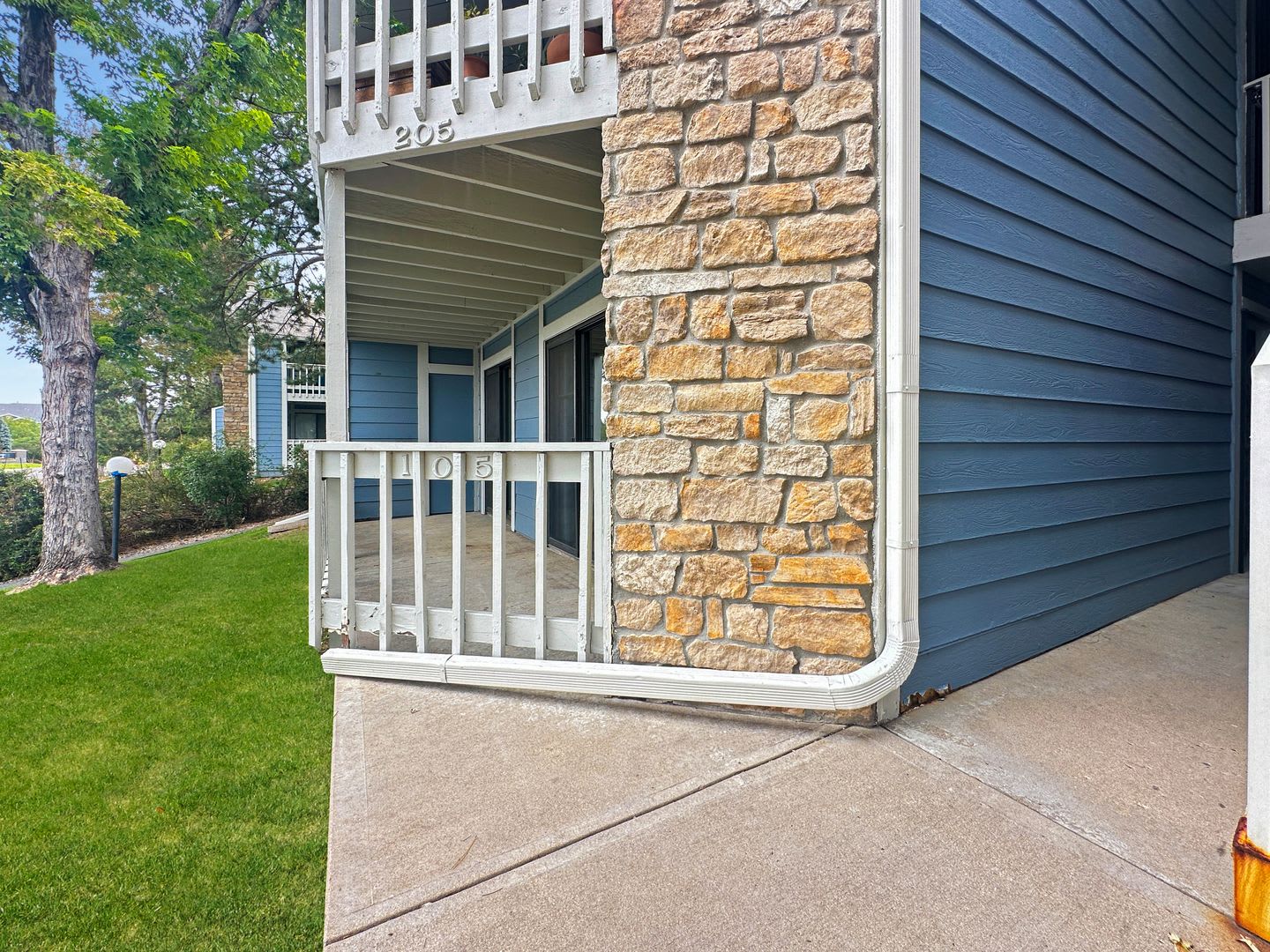 Freshly Updated 2 Bed 2 Bath Condo For Rent In Denver – photo 2