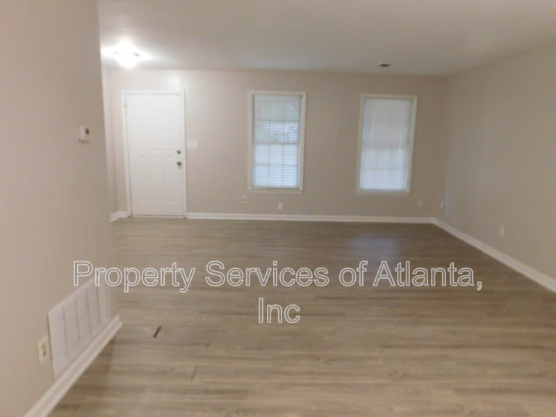 7593 Casper Ct – photo 3