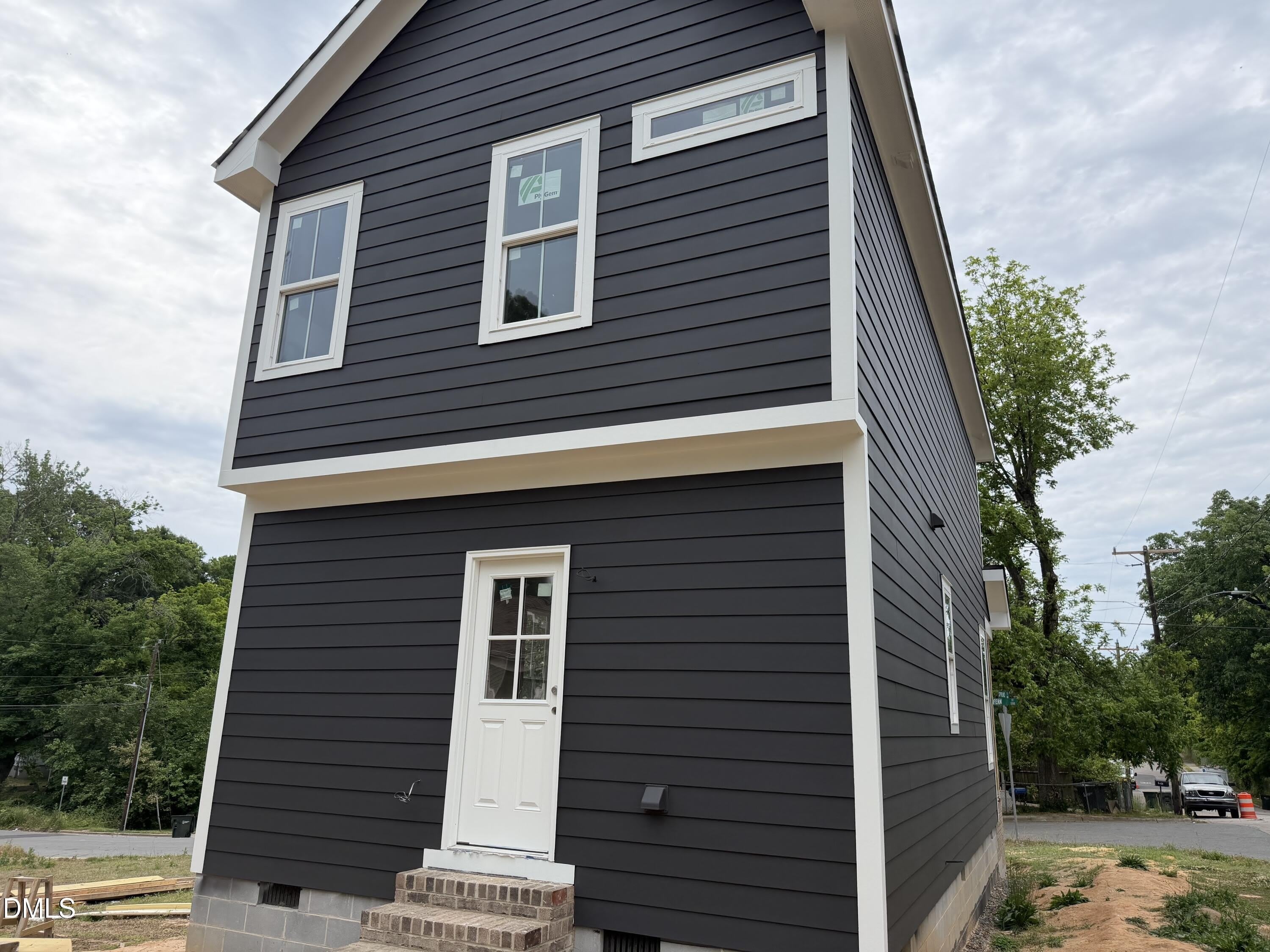 1203 Fern Street – photo 2