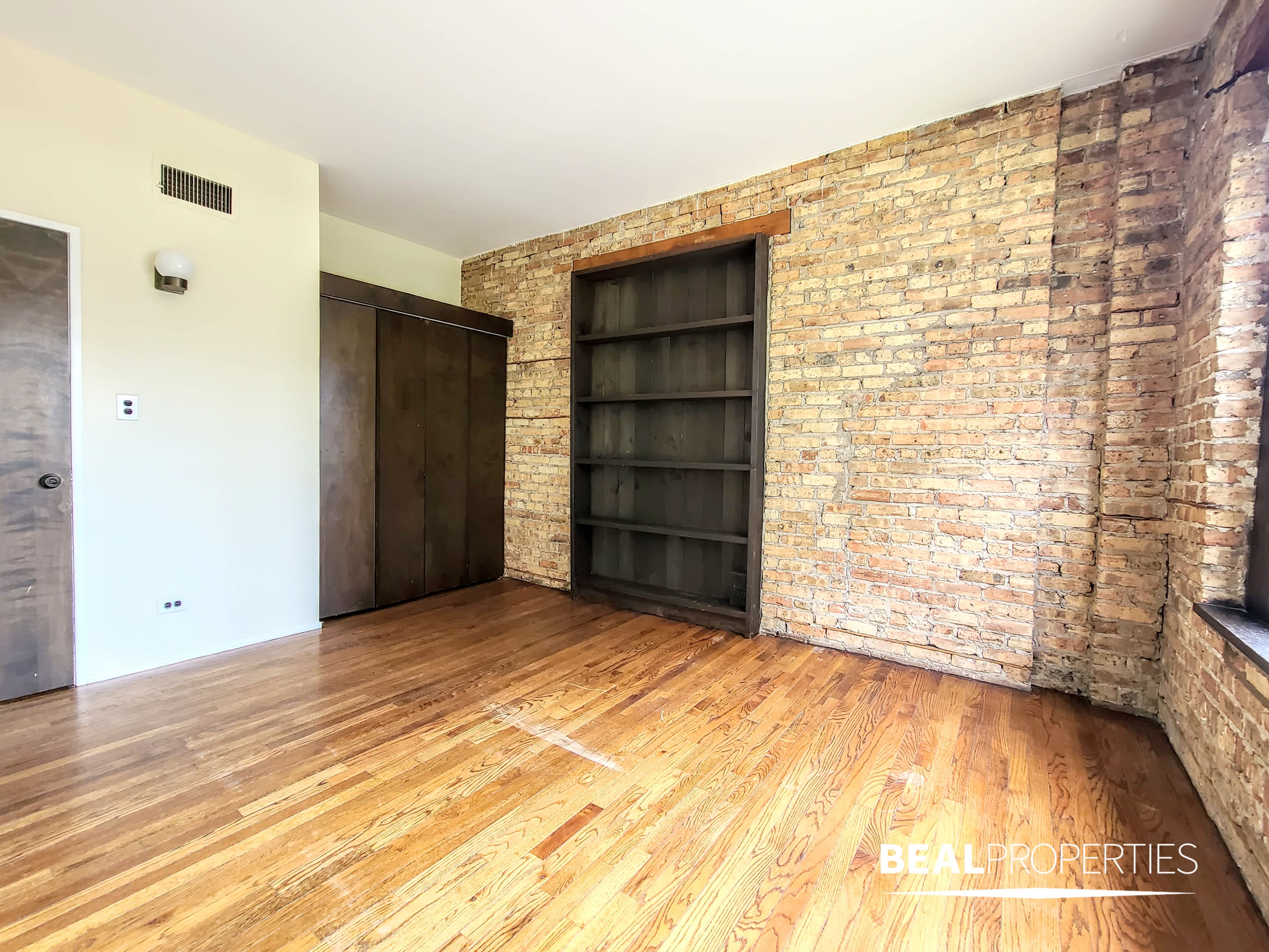 3015 N Broadway – photo 5
