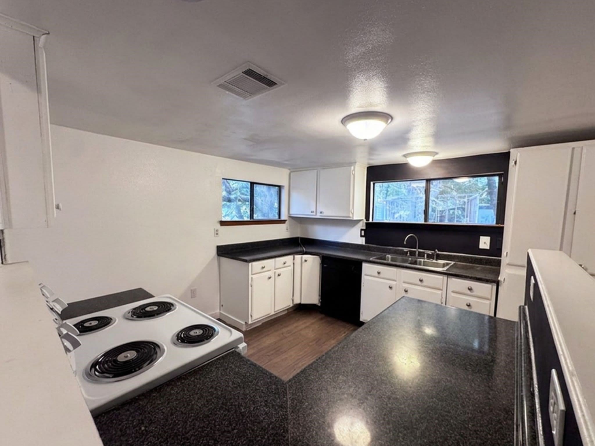 328 E High Street – photo 5
