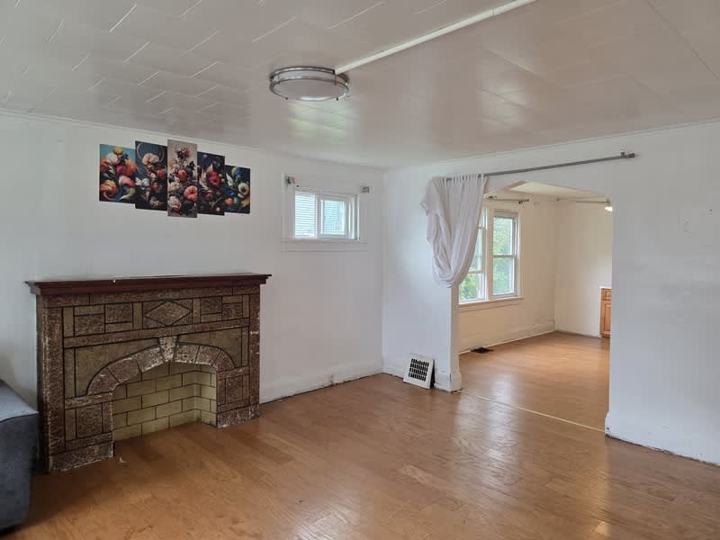 141 Leroy Avenue – photo 2