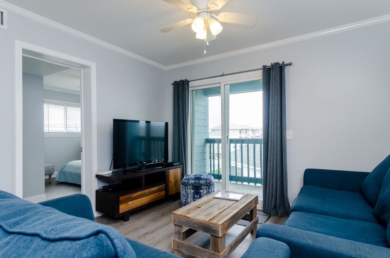 (C097) 1404 Canal Drive, Unit 30, Carolina Beach, NC 28428 – photo 2