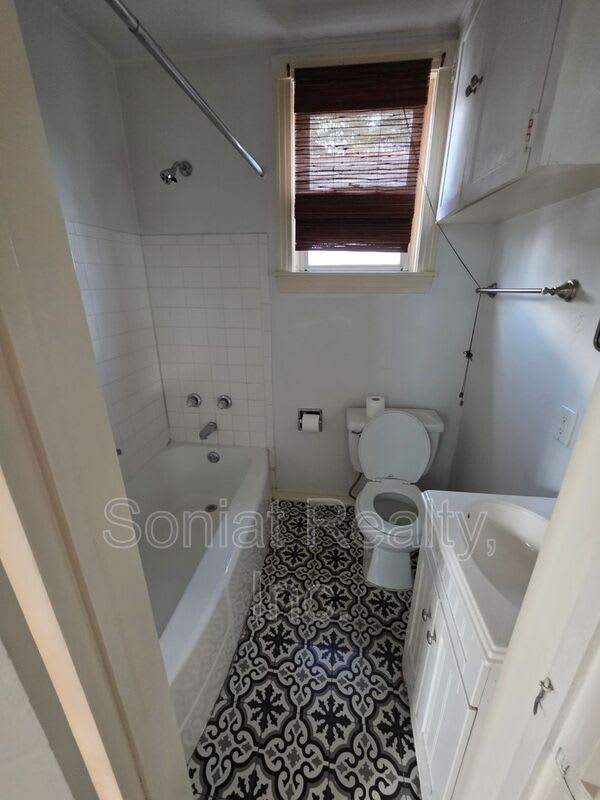 1019 Clouet Street – photo 5