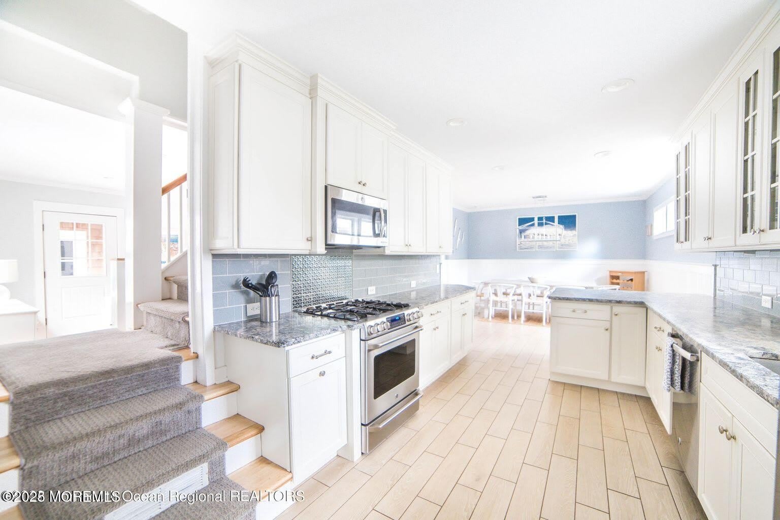 413 Main Avenue – photo 5